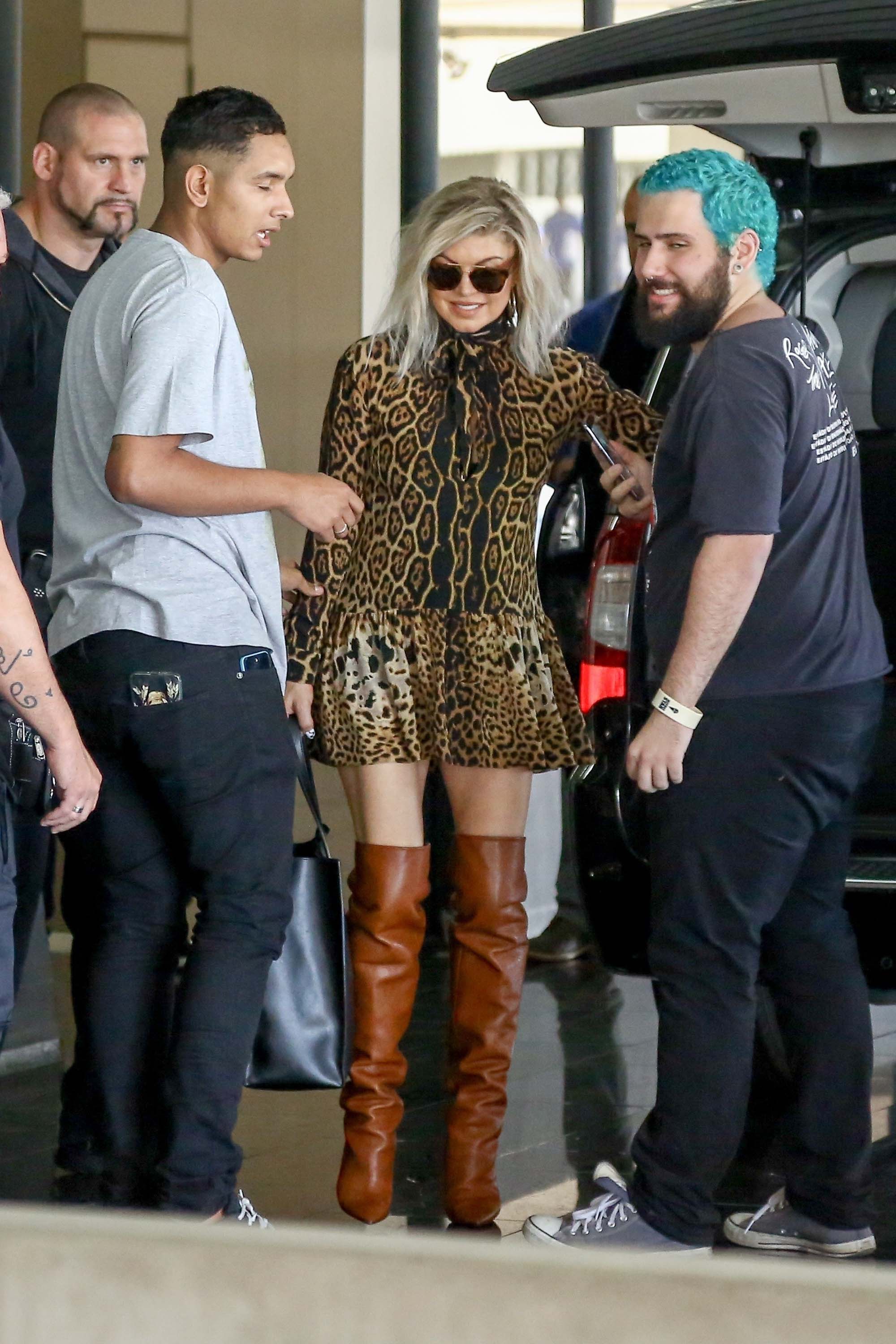 Fergie arriving in Rio de Janeiro