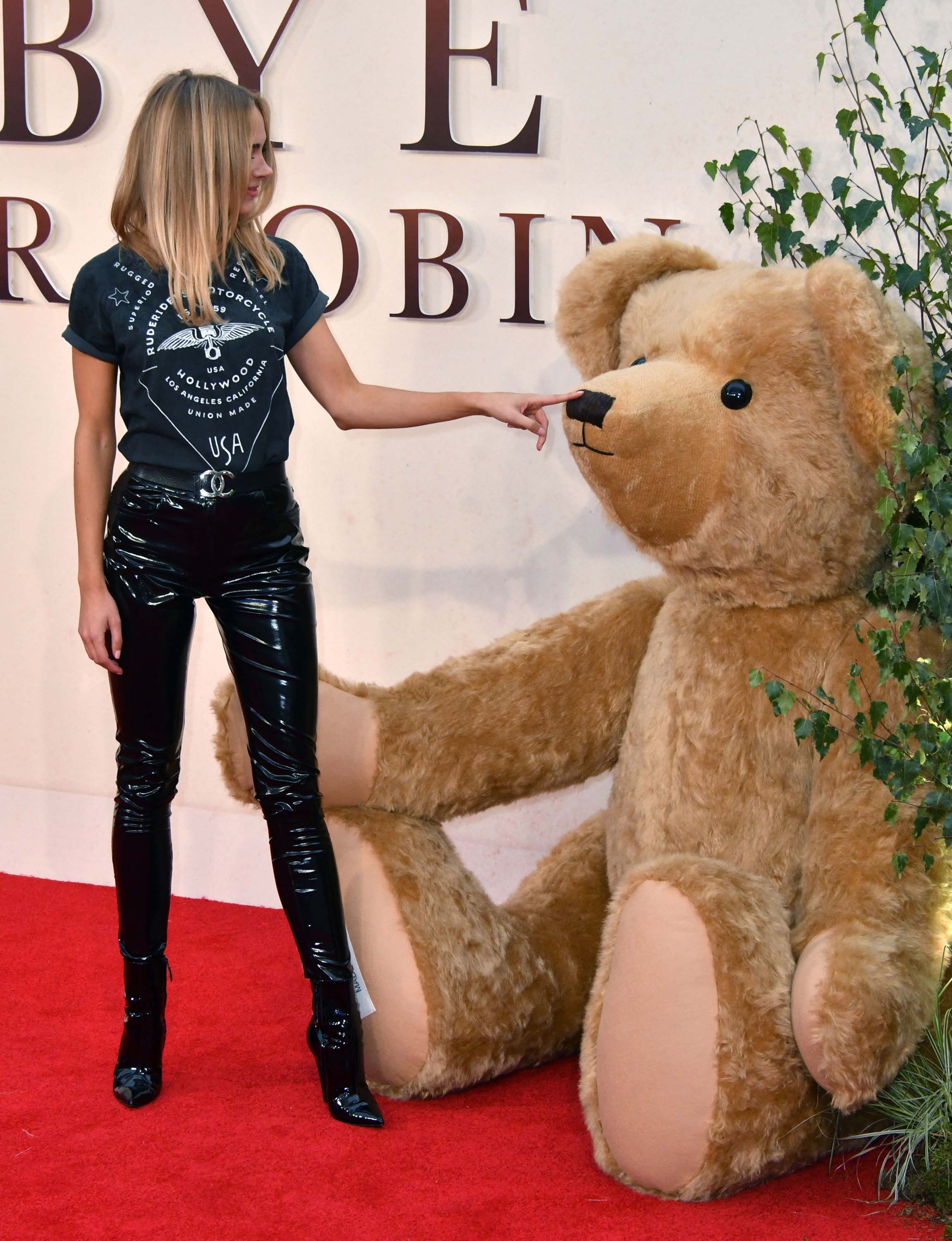 Kimberley Garner at the Goodbye Christopher Robin Premiere