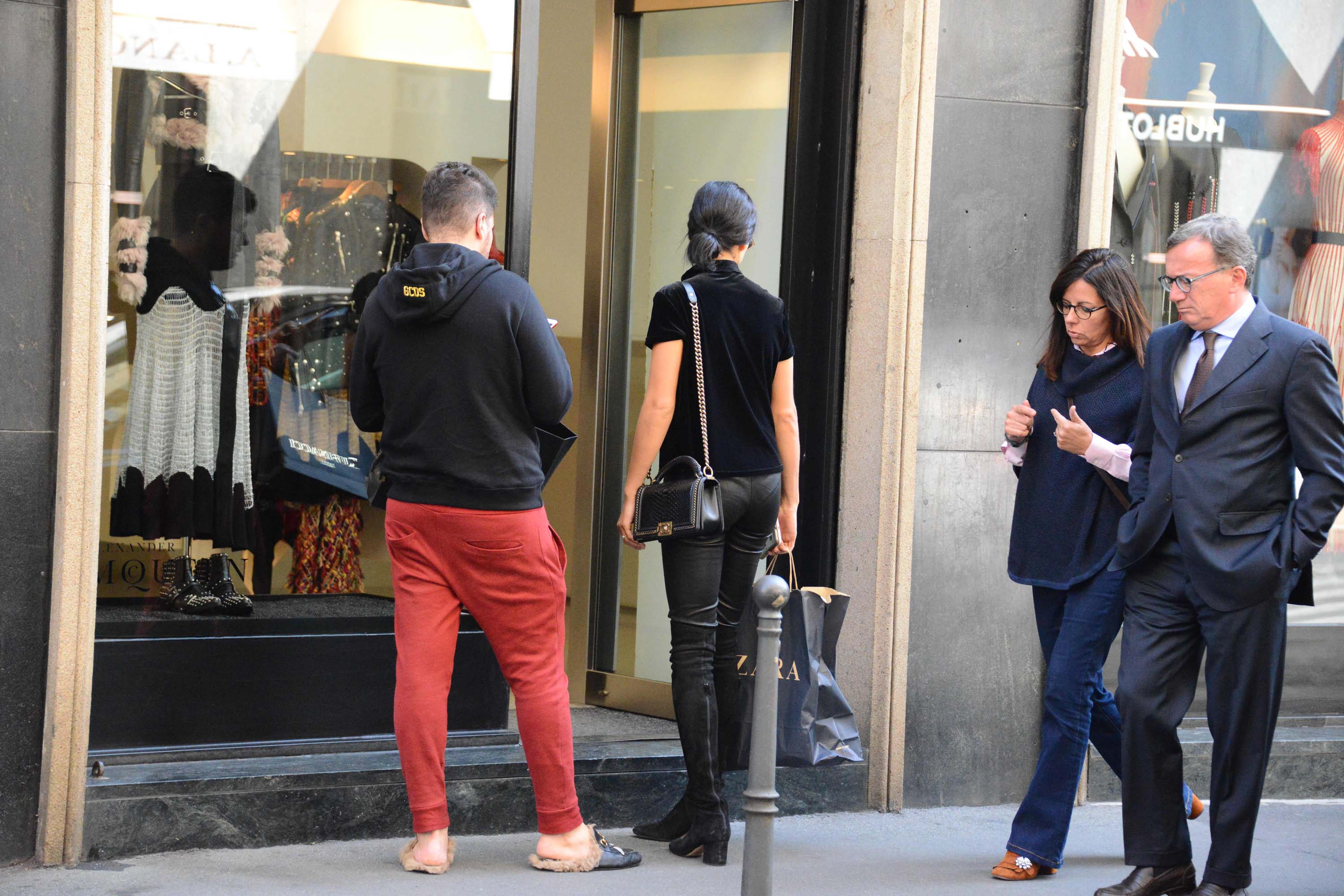 Shanina Shaik shopping with friends