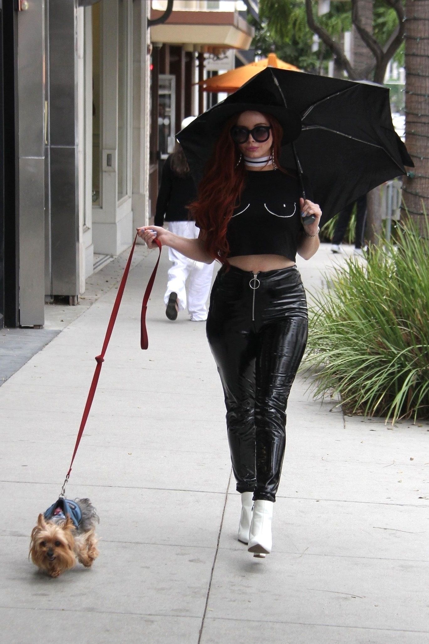 Phoebe Price walk in LA