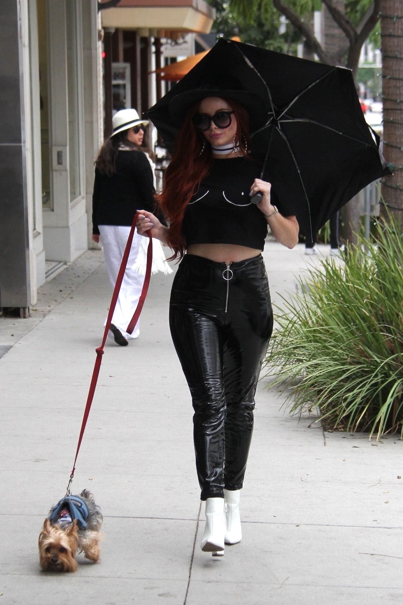 Phoebe Price walk in LA