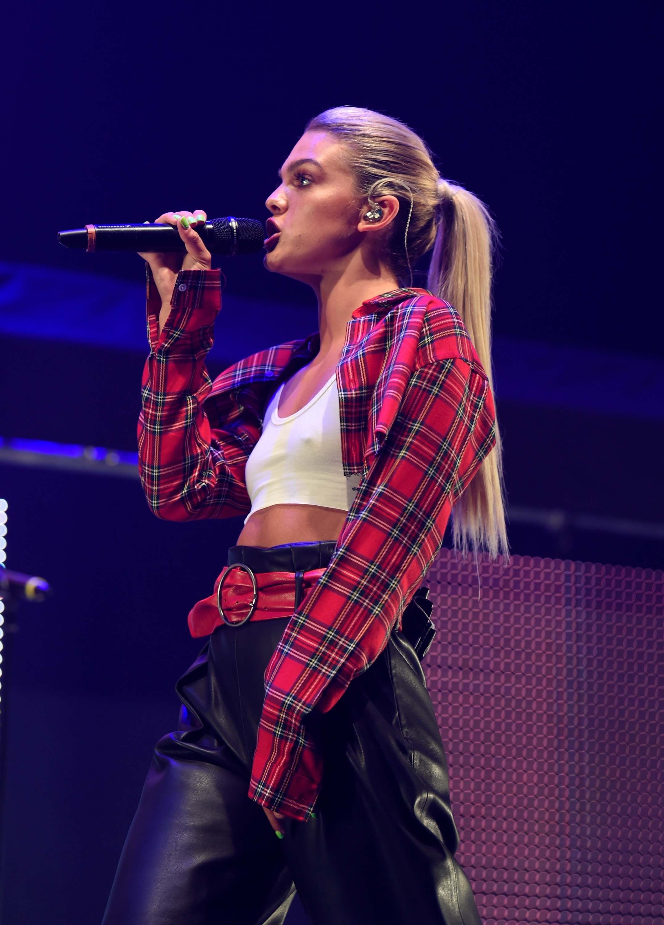 Louisa Johnson attends The Radio City Christmas Live 2017 gig