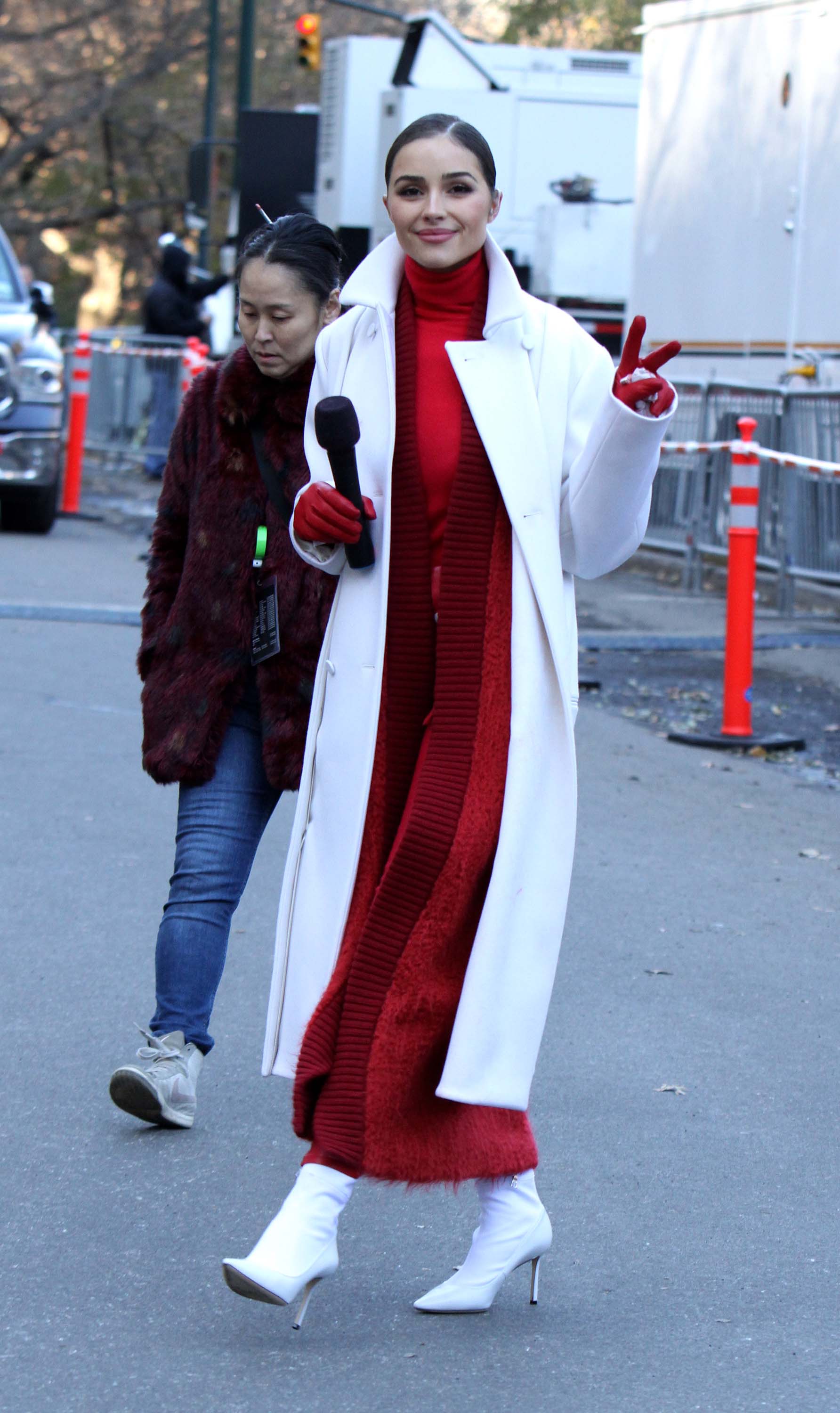 Olivia Culpo attends the Macy’s Thanksgiving Day Parade