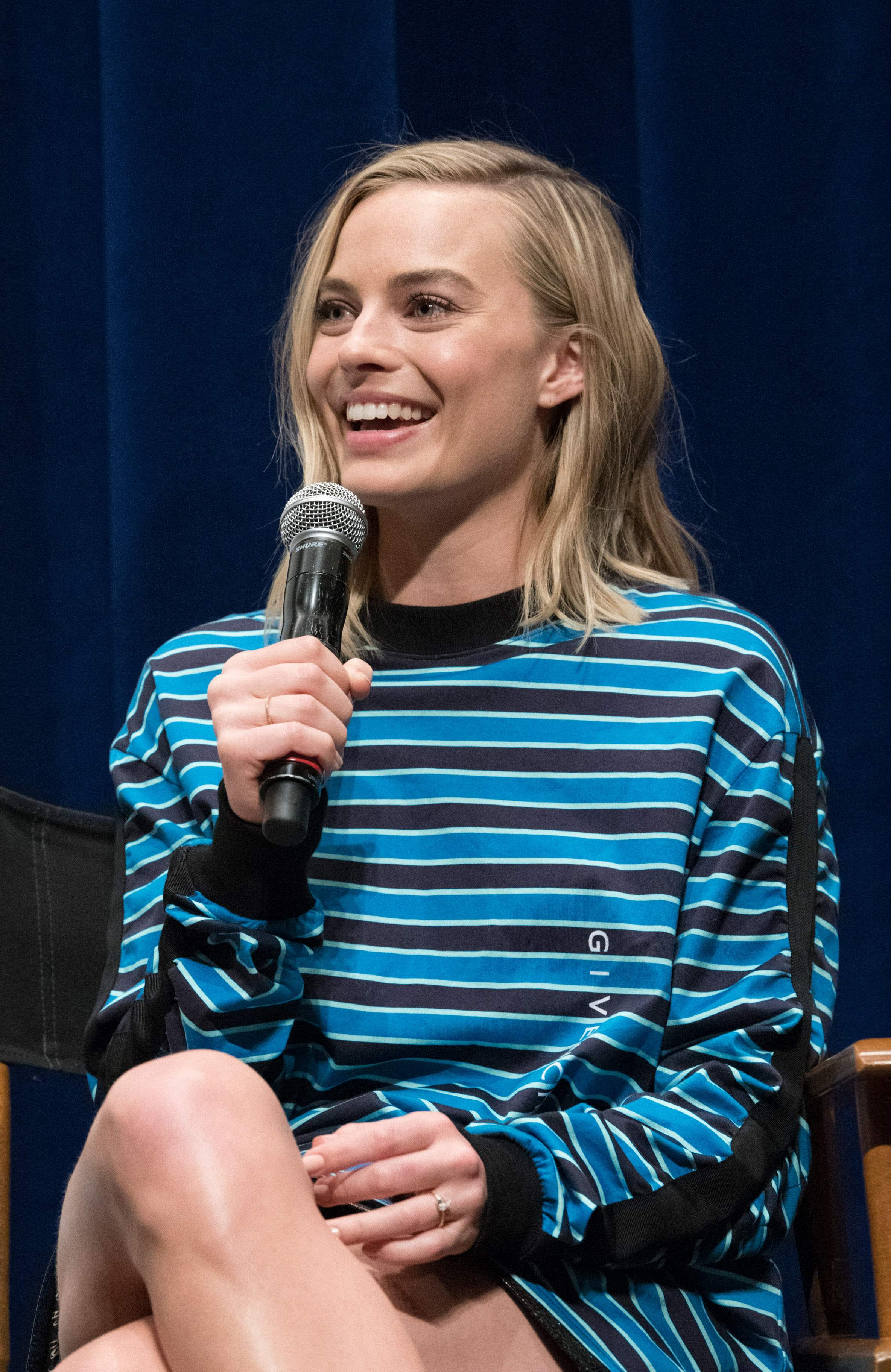 Margot Robbie attends Film Host Screening of ‘I, Tonya’