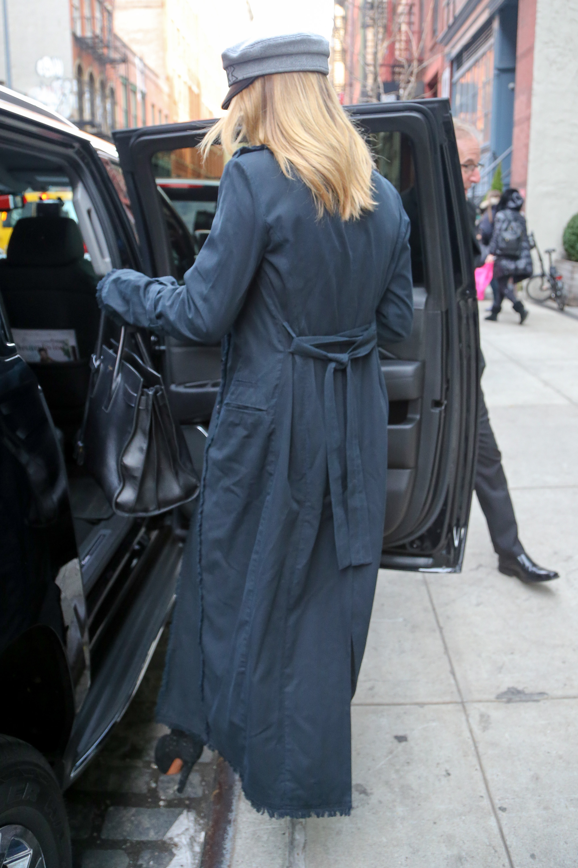 Rosie Huntington-Whiteley leaving her hotel