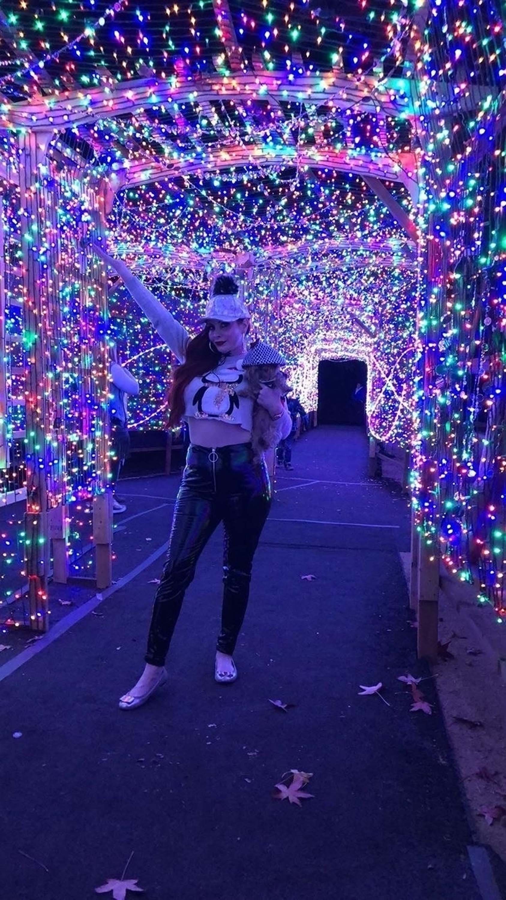 Phoebe Price at the Los Angeles Zoo Christmas show