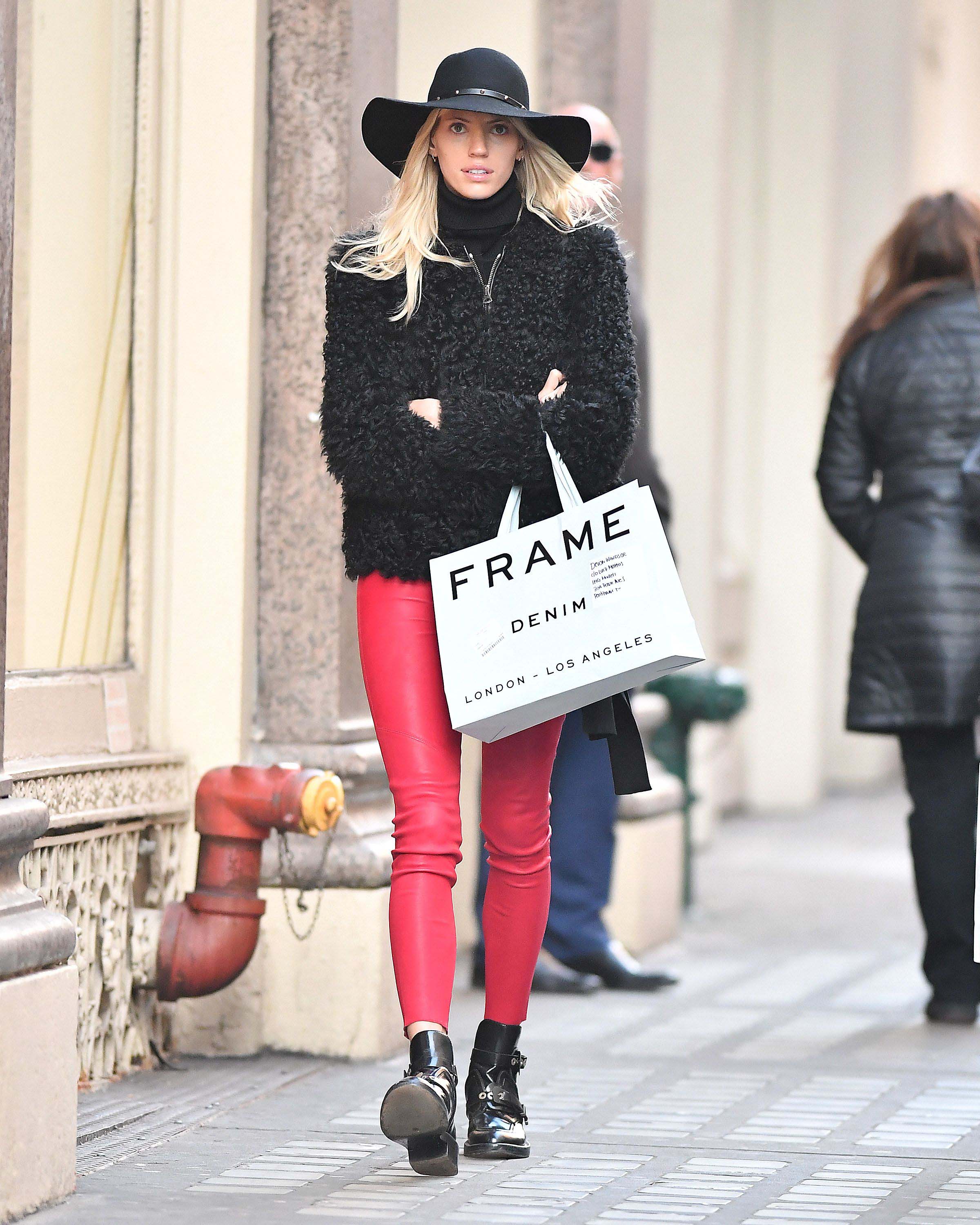 Devon Windsor goes shopping in SOHO