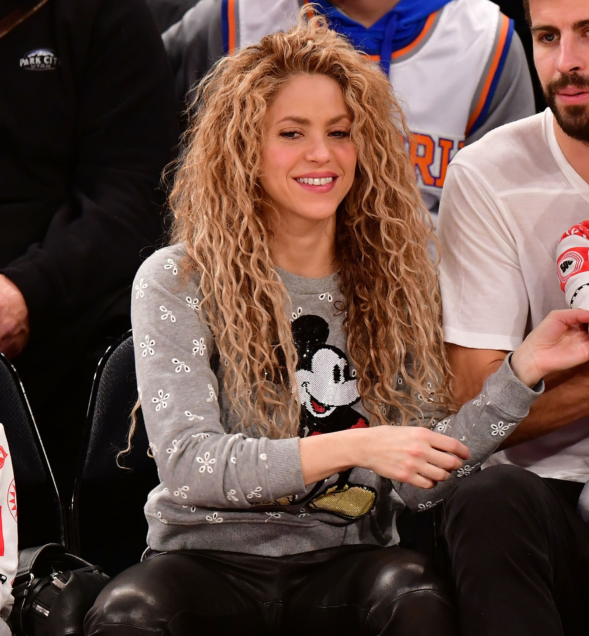 Shakira attends the New York Knicks Vs Philadelphia 76ers game