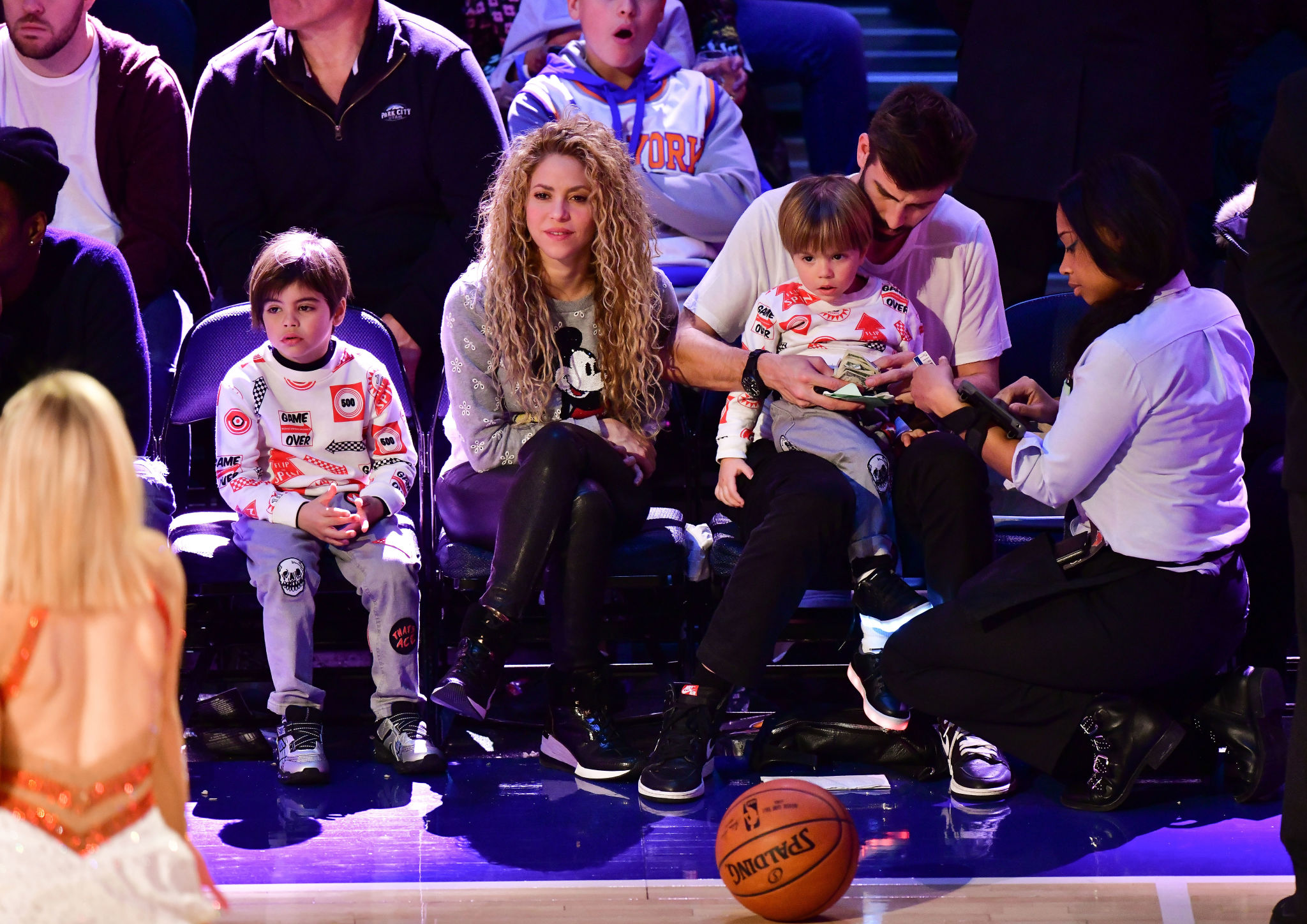 Shakira attends the New York Knicks Vs Philadelphia 76ers game