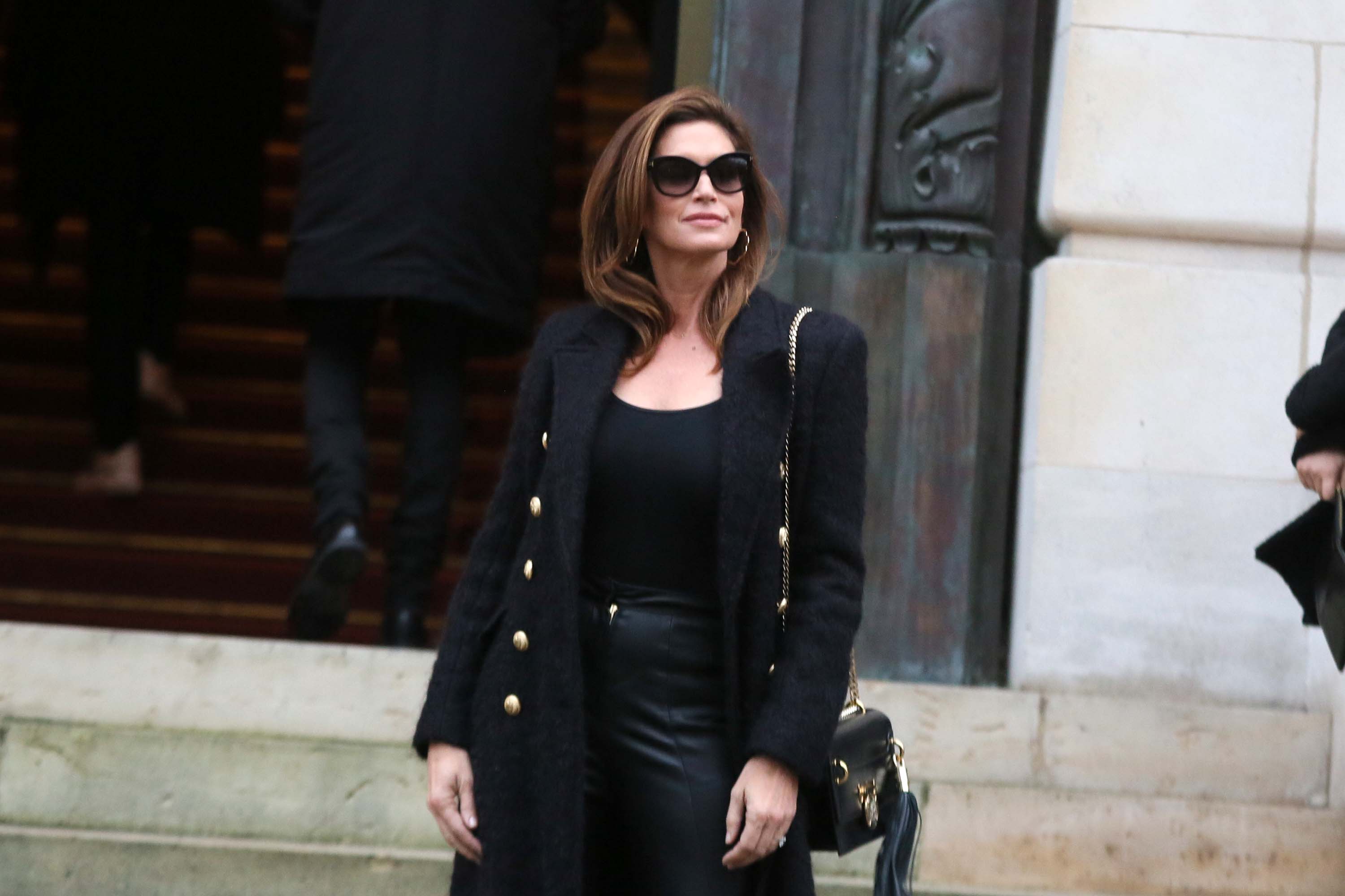 Cindy Crawford attends Balmain Menswear