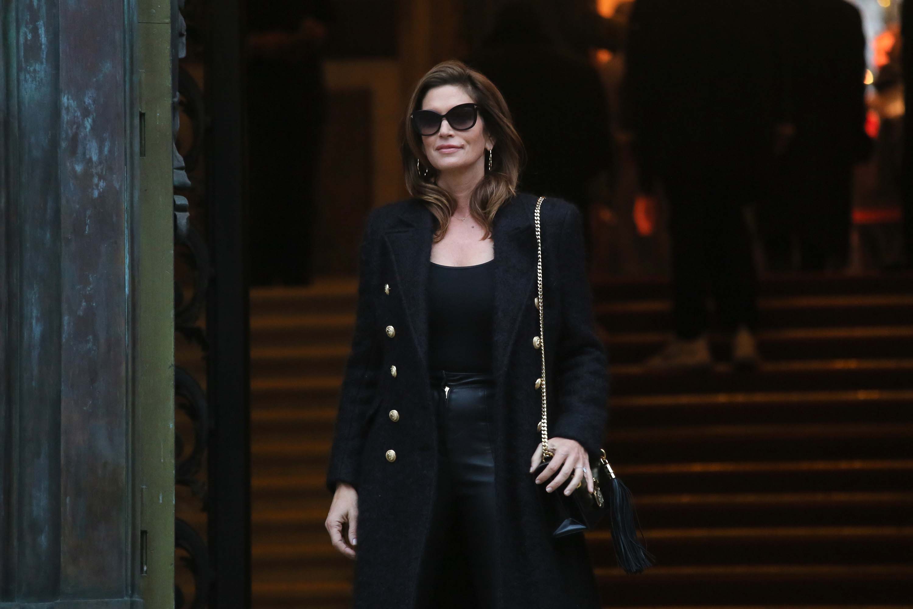 Cindy Crawford attends Balmain Menswear