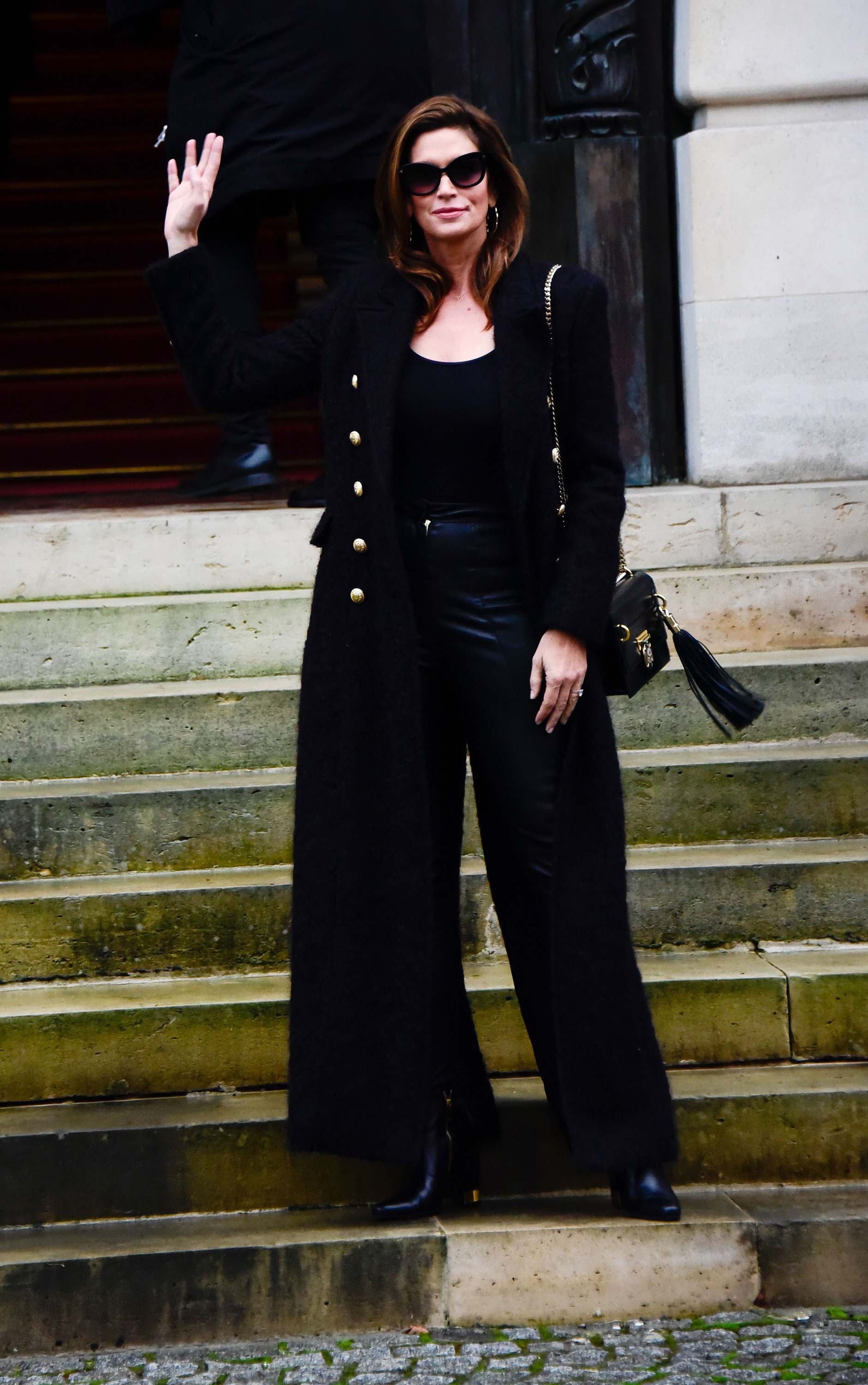 Cindy Crawford attends Balmain Menswear