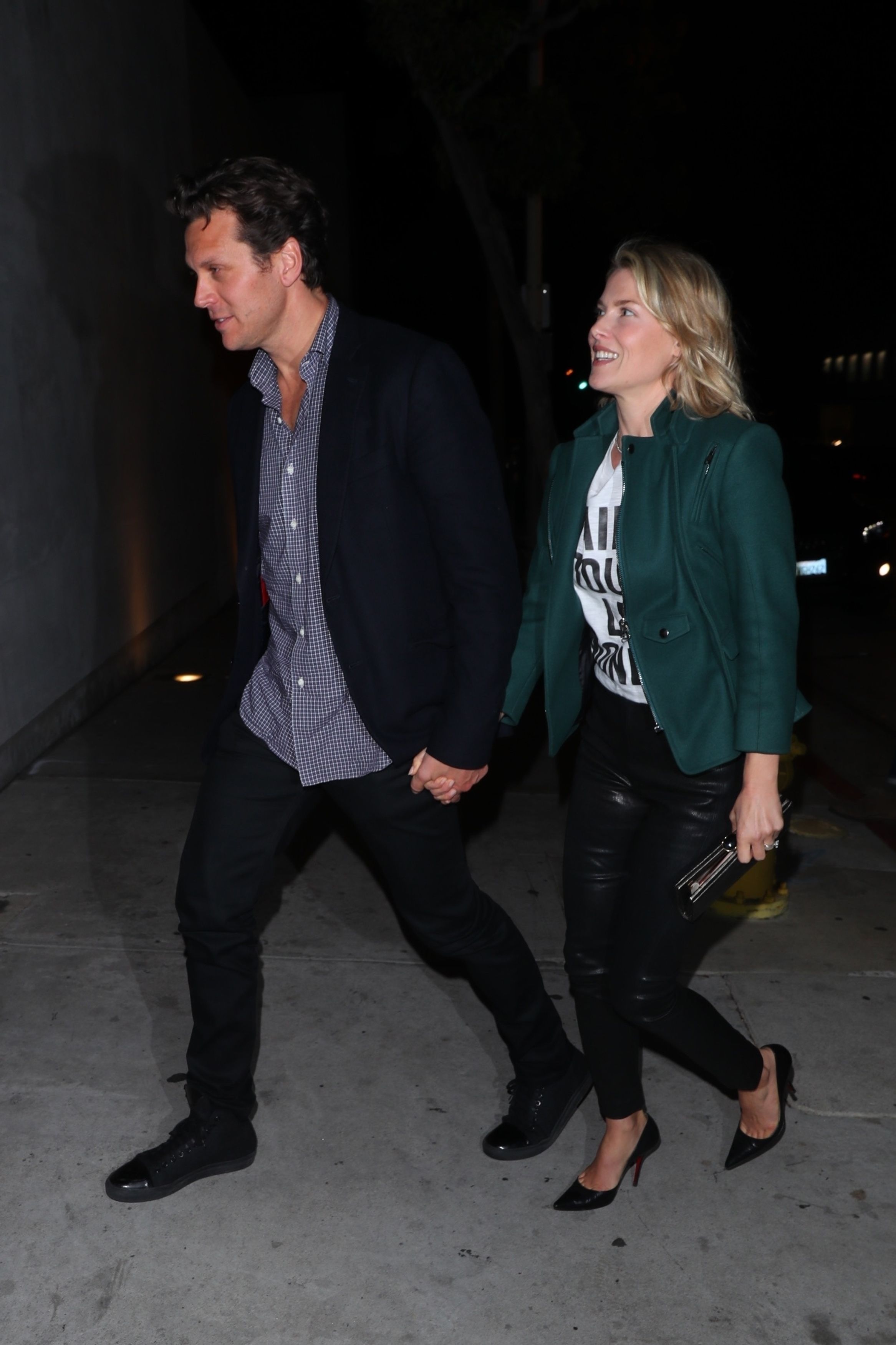 Ali Larter arrives for a dinner date with husband Hayes MacArthur