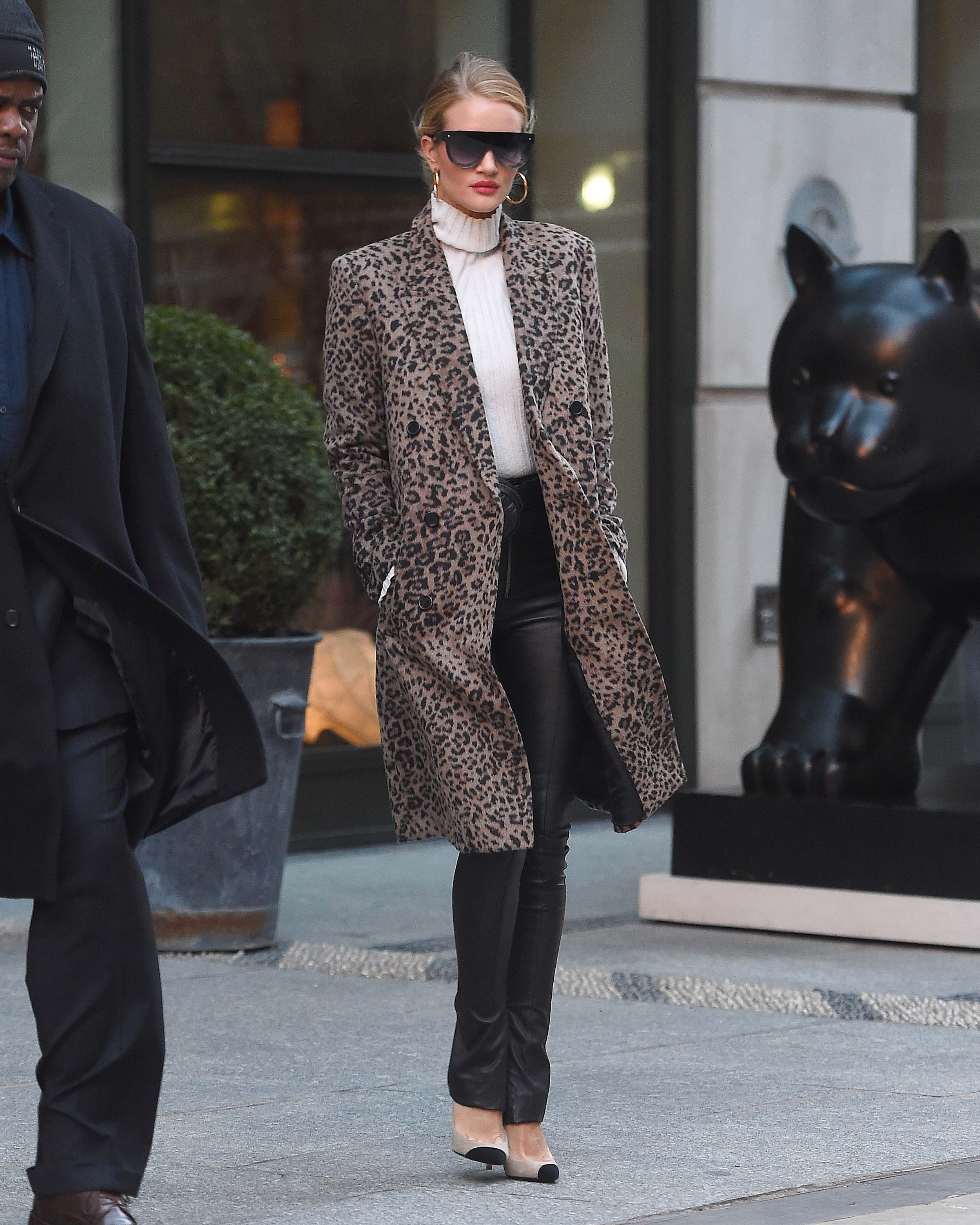 Rosie Huntington-Whiteley out in SoHo