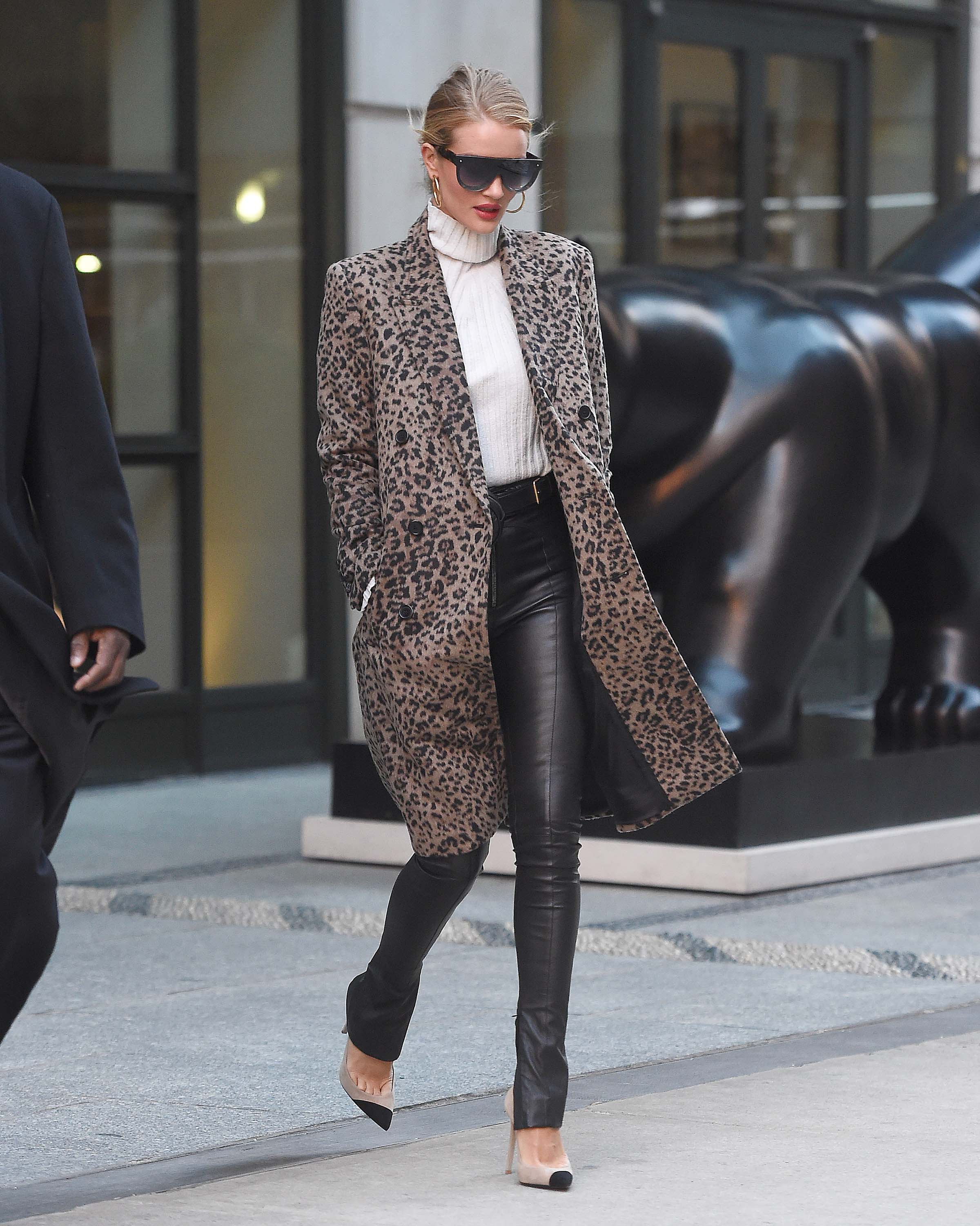 Rosie Huntington-Whiteley out in SoHo