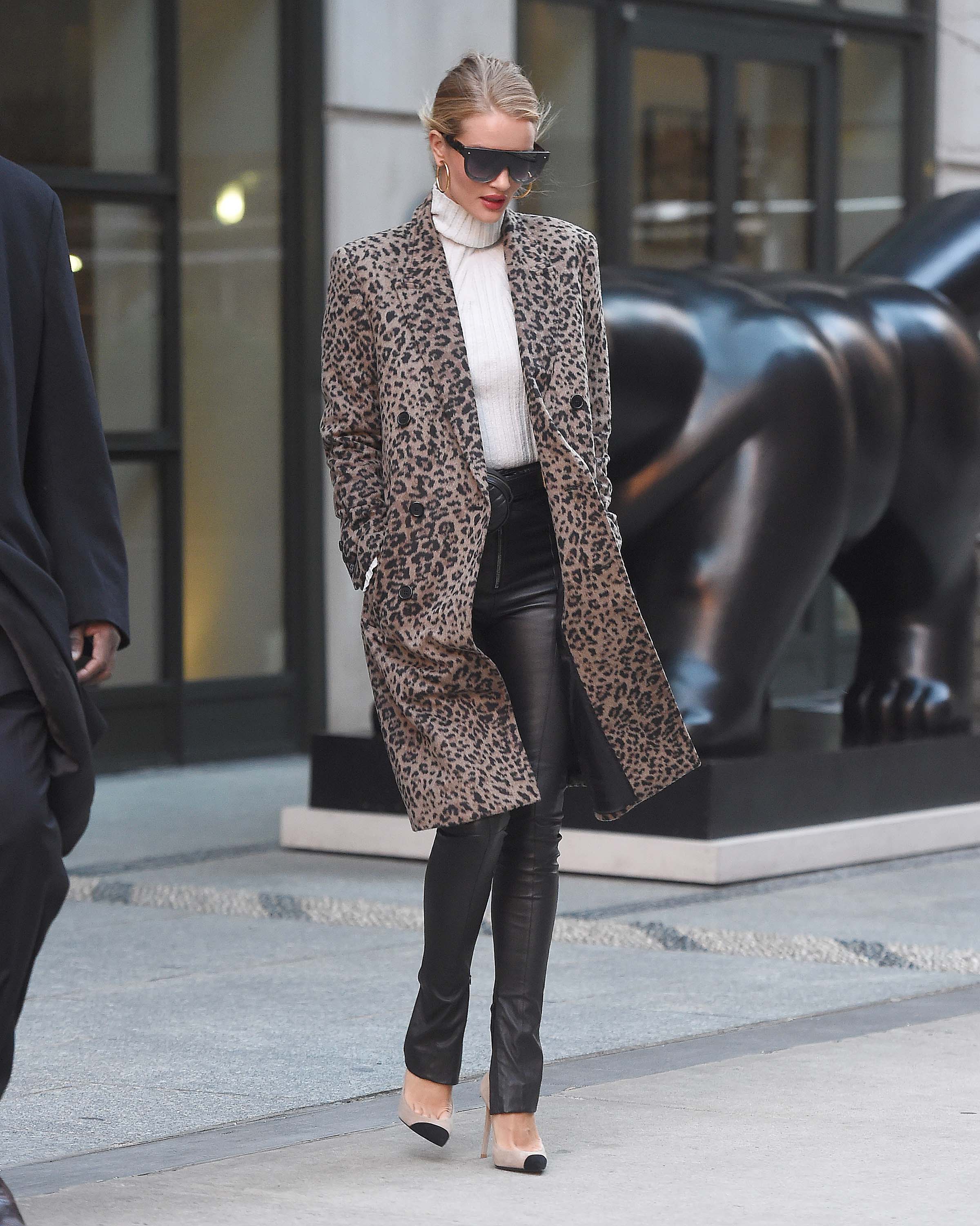 Rosie Huntington-Whiteley out in SoHo