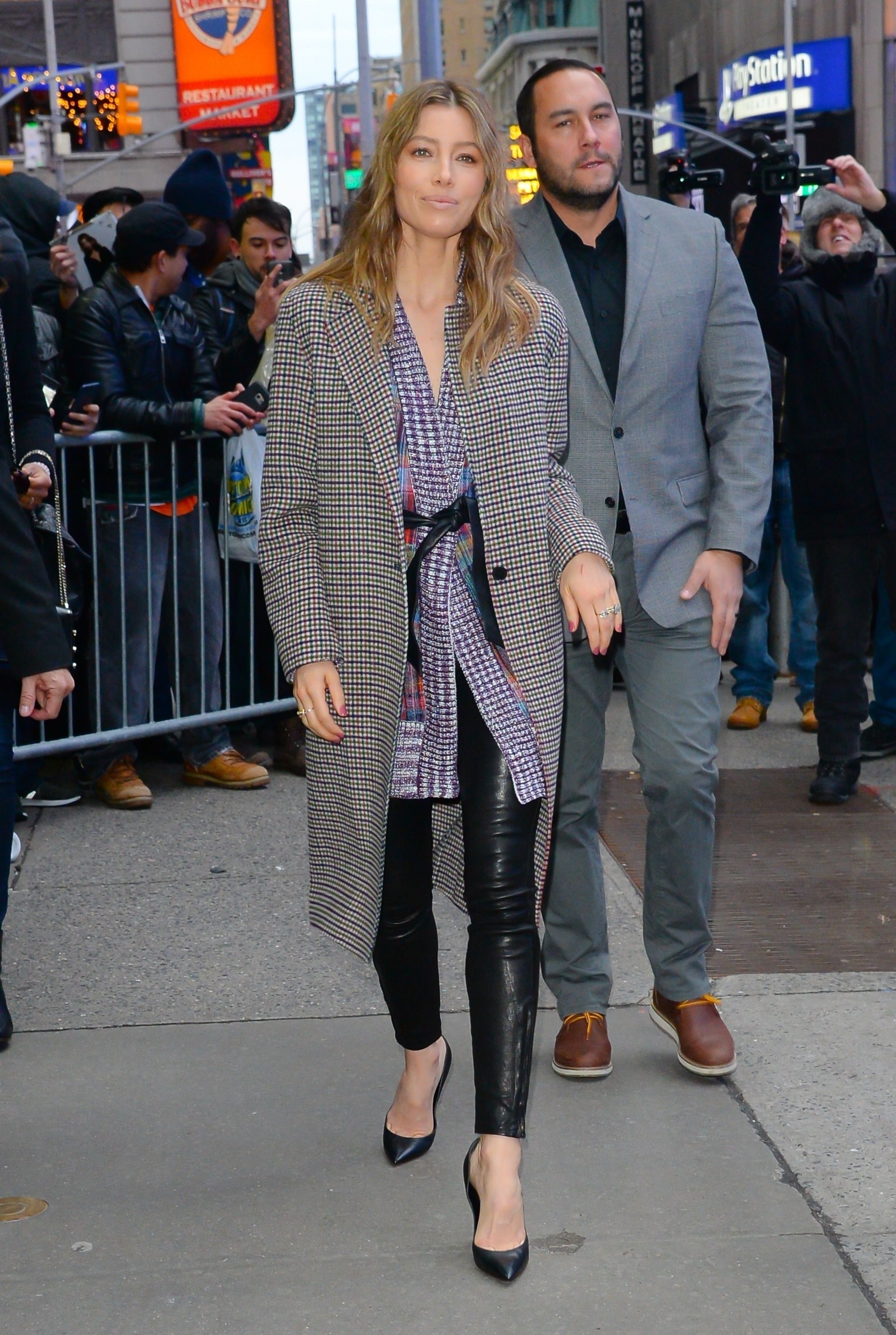 Jessica Biel arrives at ‘Good Morning America’