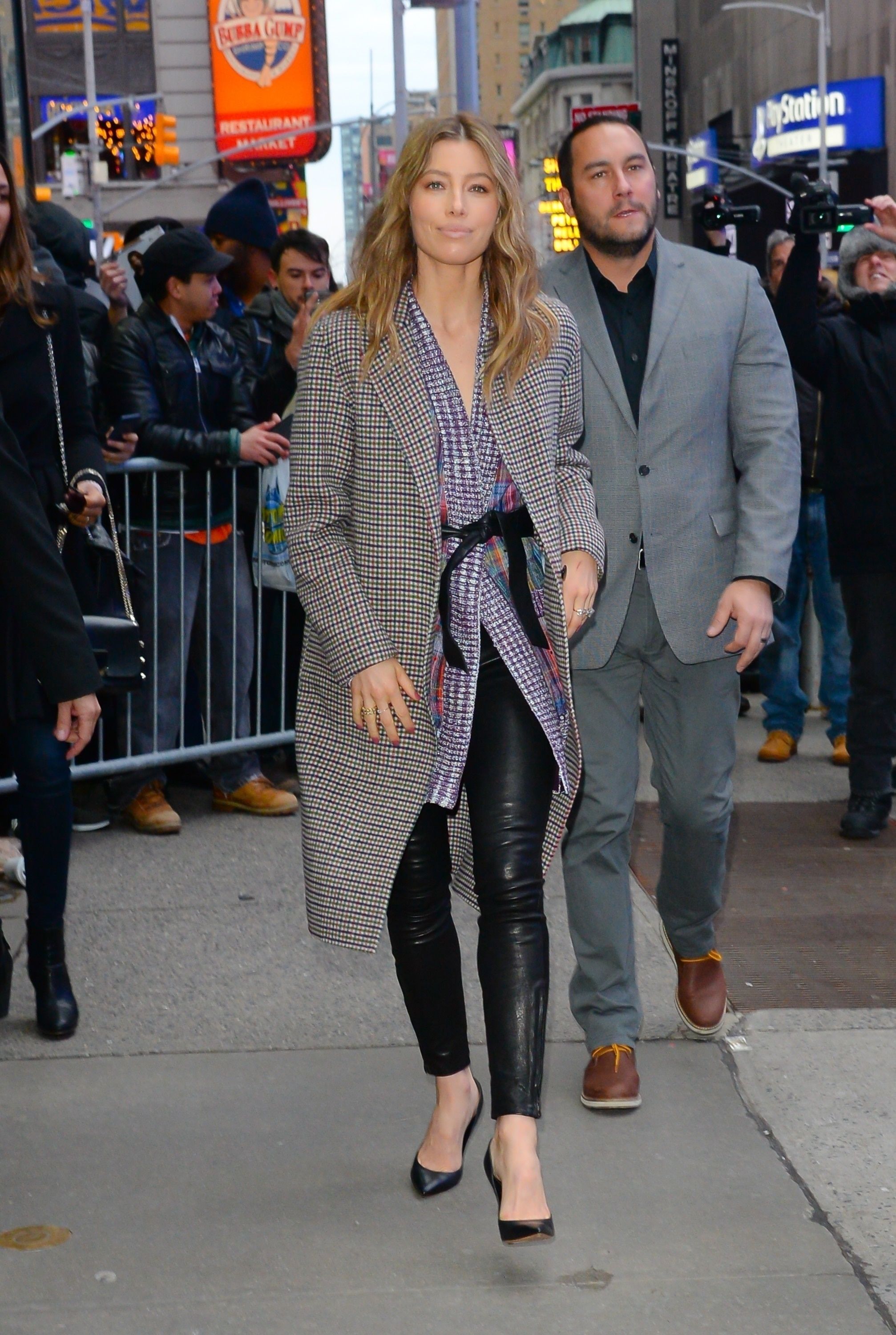 Jessica Biel arrives at ‘Good Morning America’