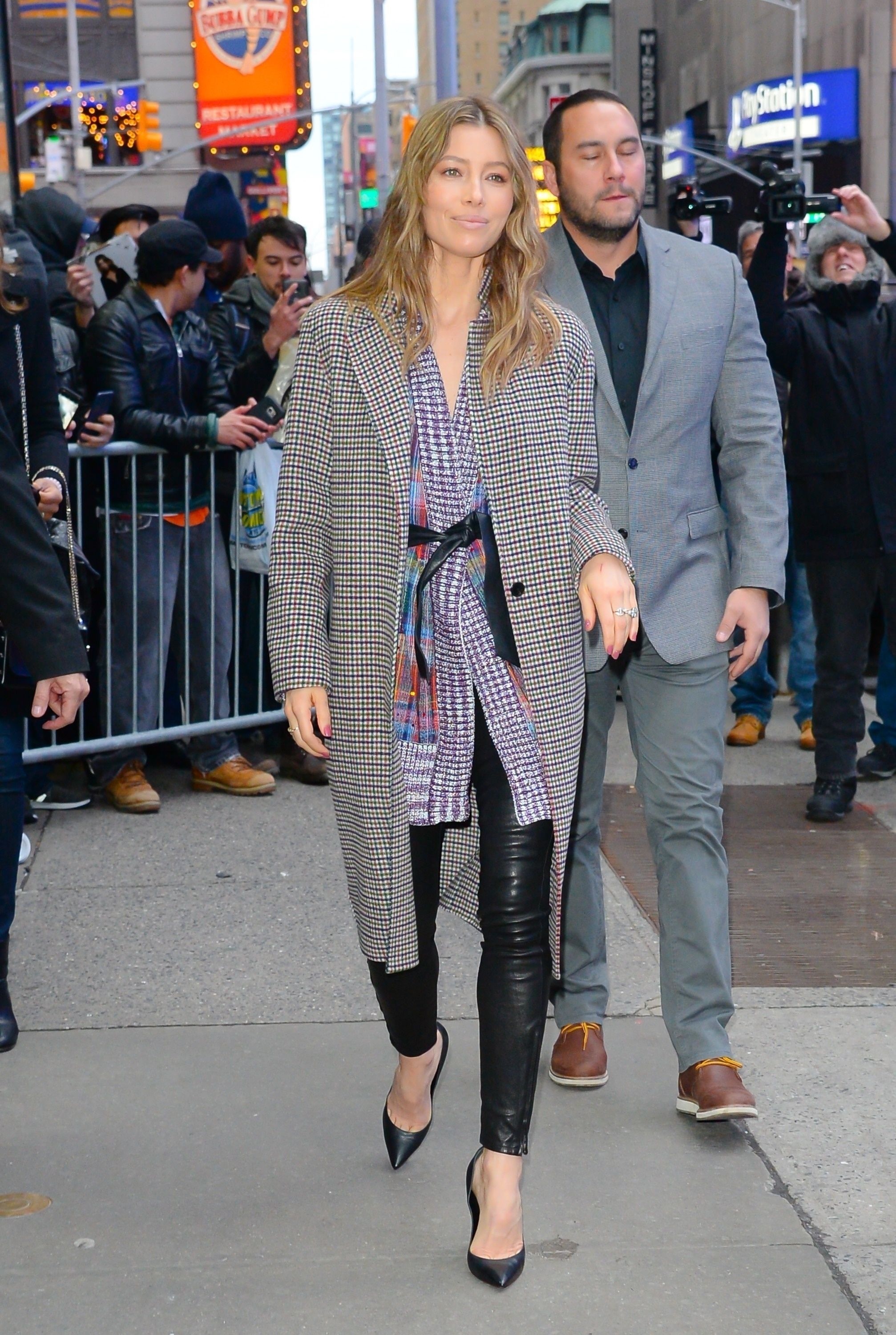 Jessica Biel arrives at ‘Good Morning America’