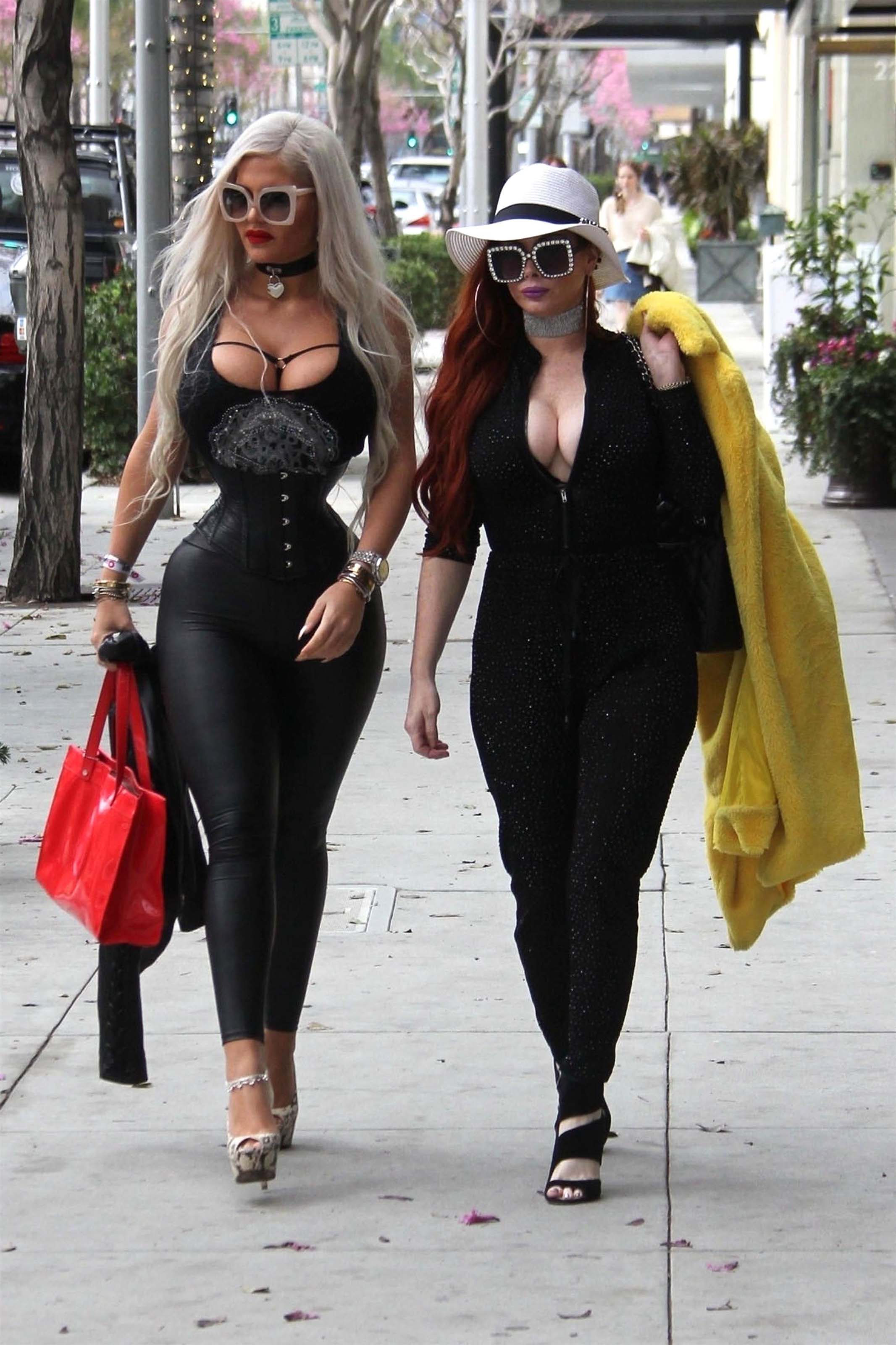 Sophia Vegas is spotted out for lunch