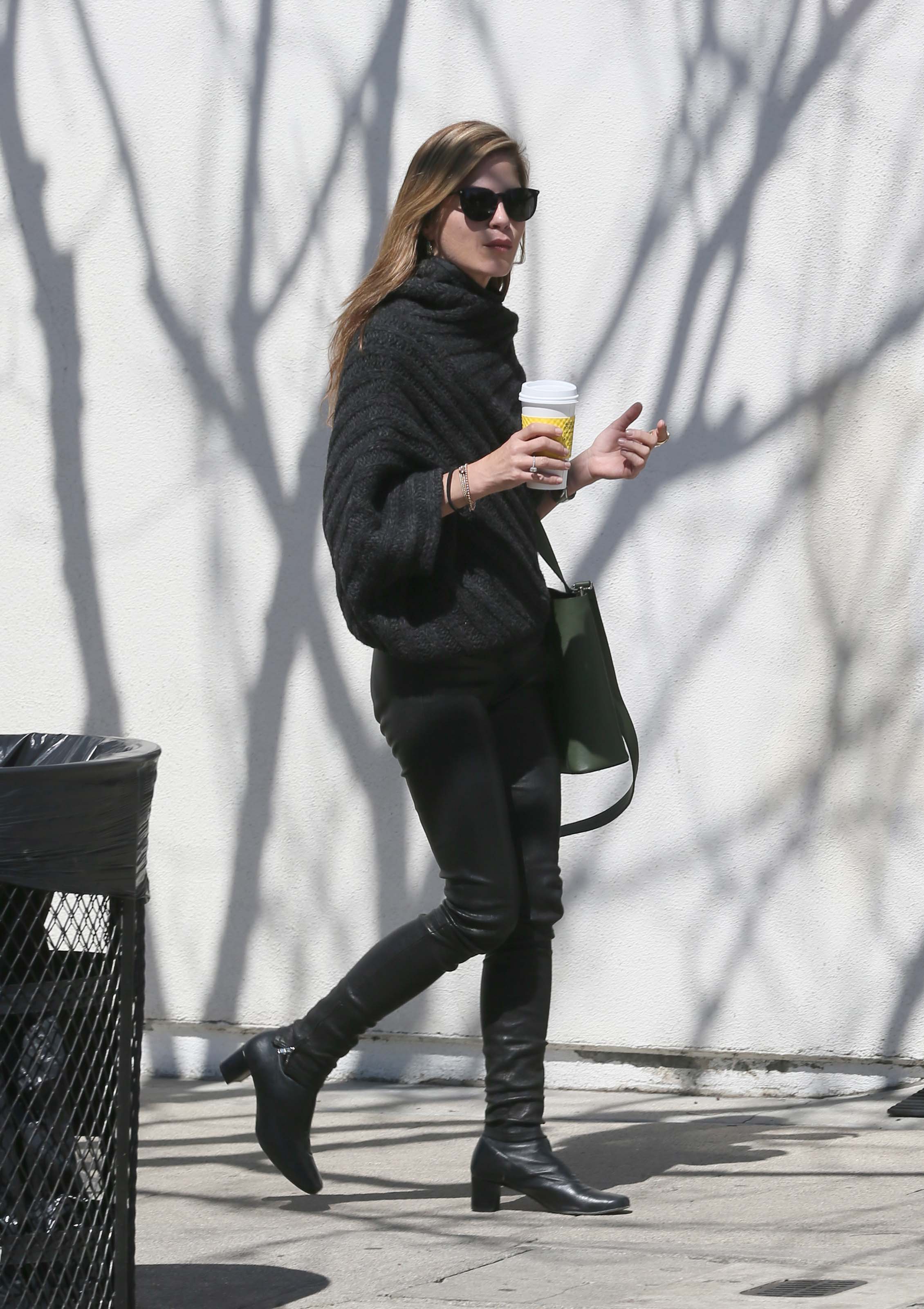 Selma Blair shopping at Jill Roberts