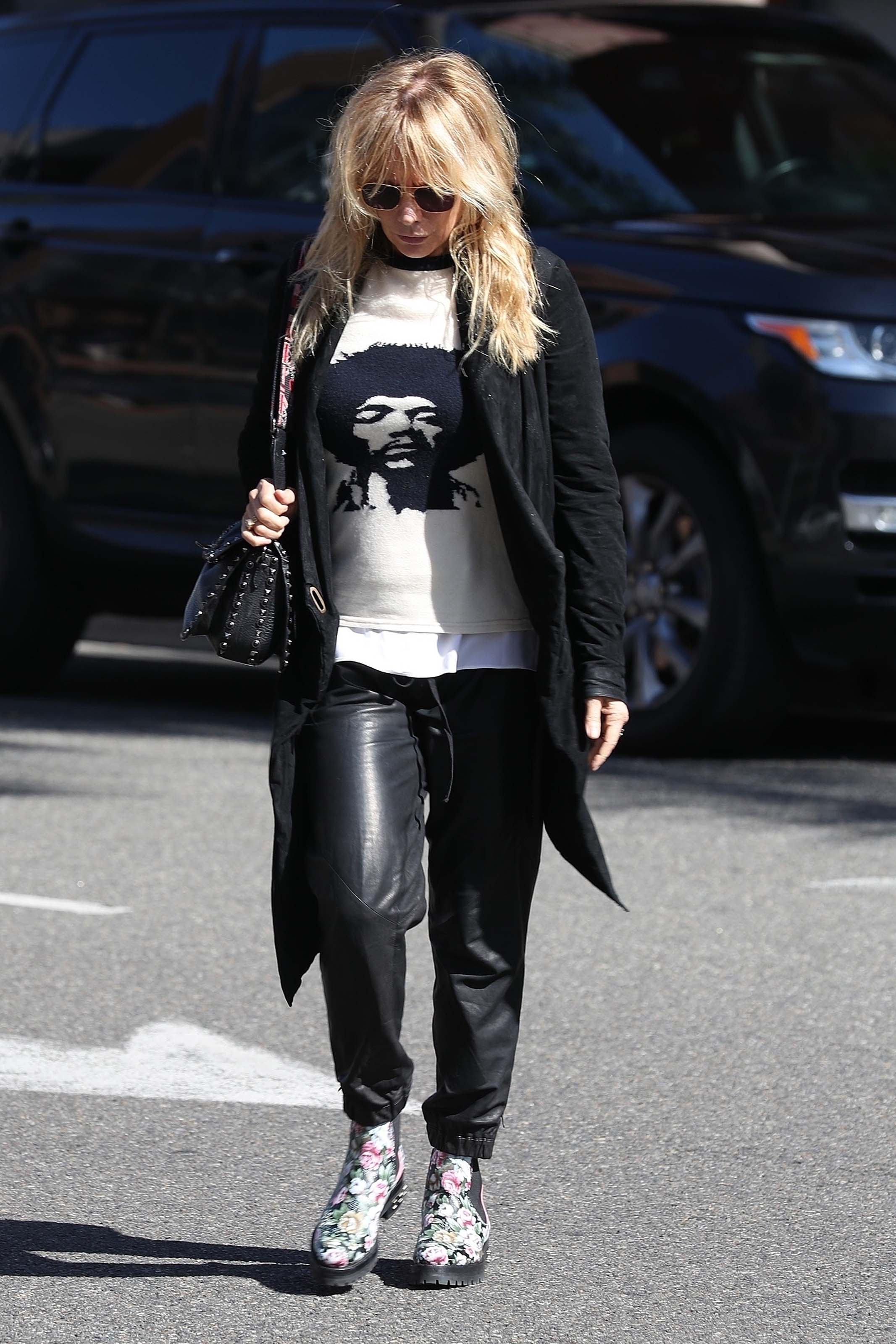 Rosanna Arquette runs a few errands in Beverly Hills