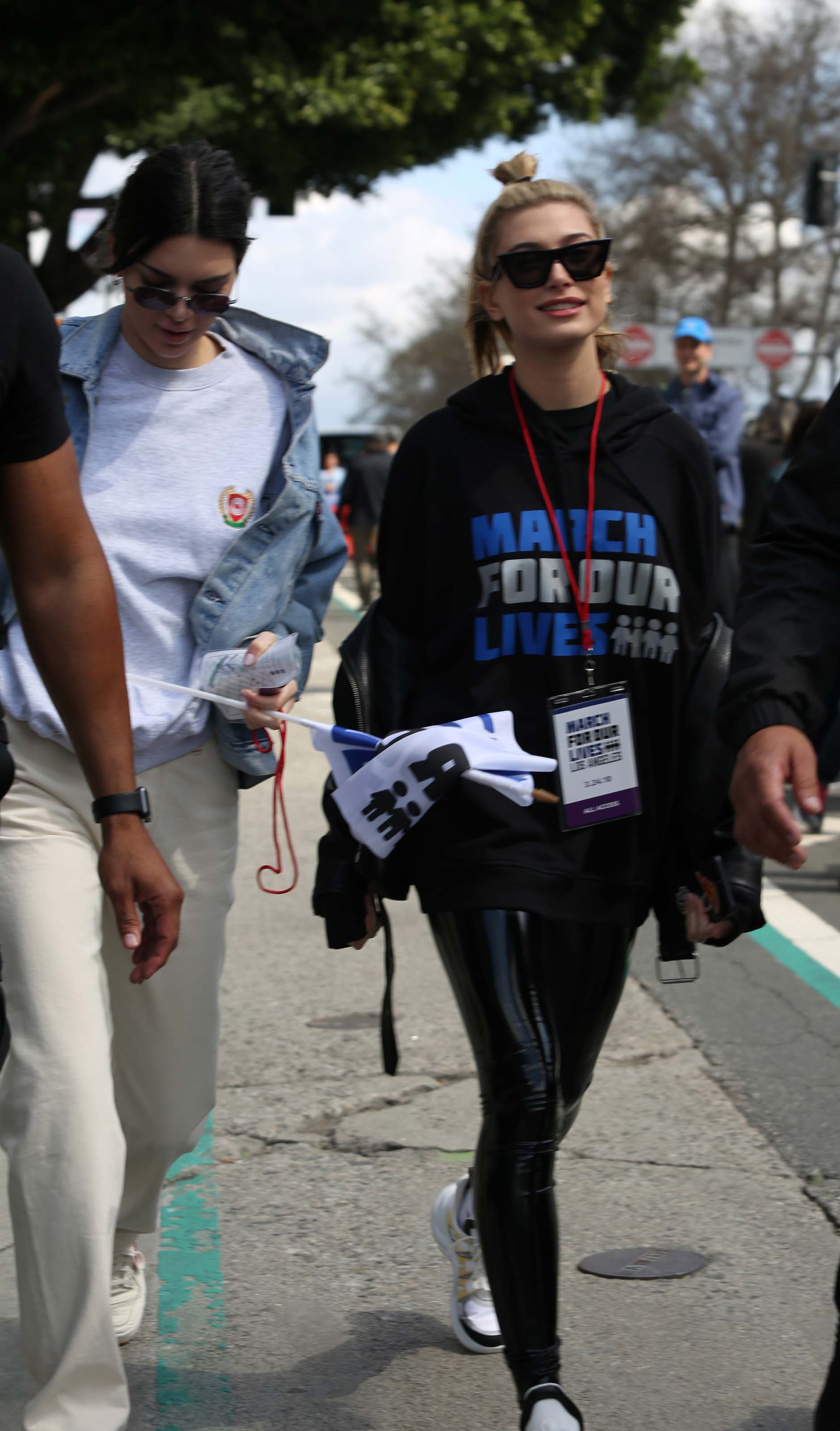 Hailey Baldwin marches at the anti-gun ‘March For Our Lives’