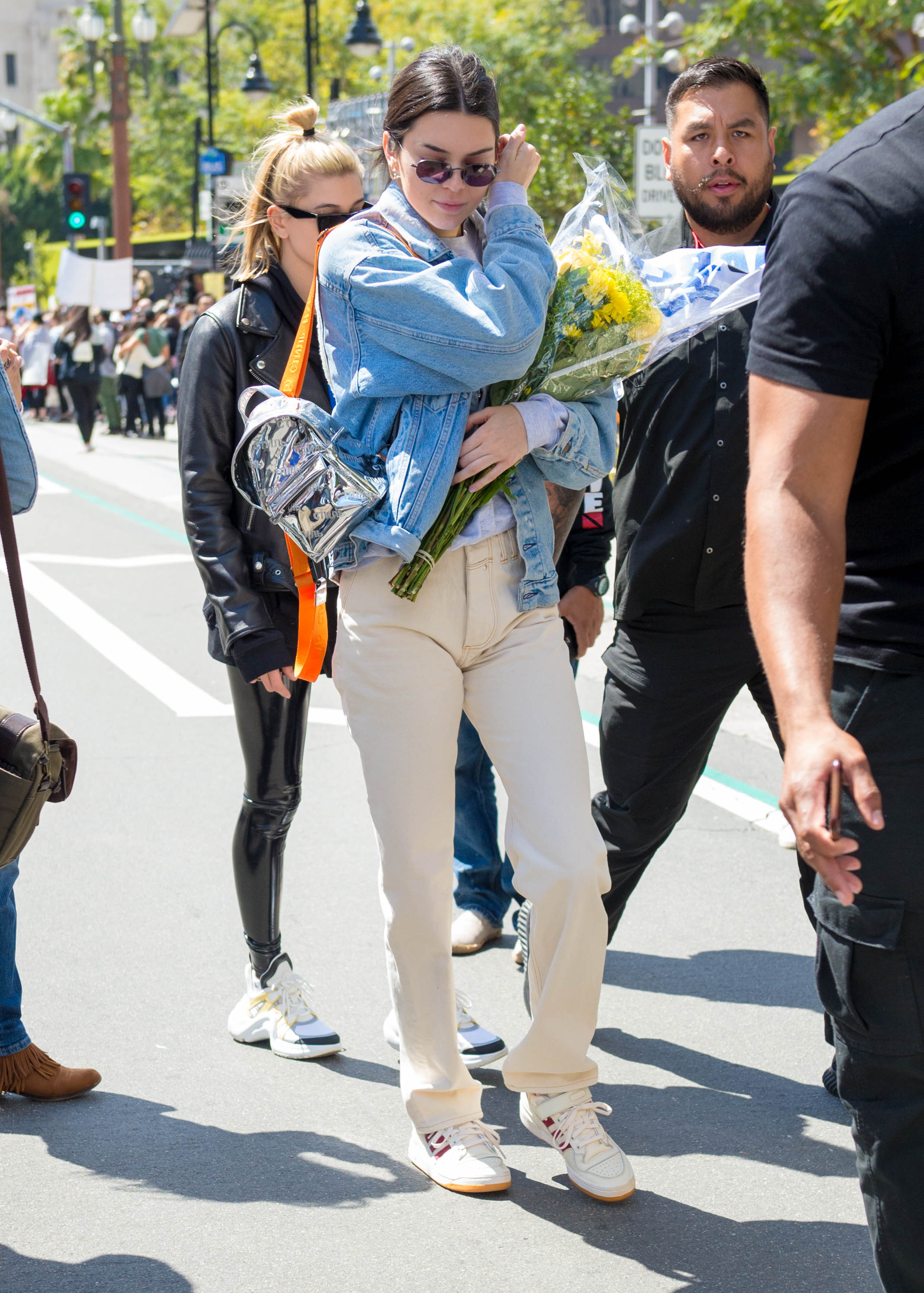 Hailey Baldwin marches at the anti-gun ‘March For Our Lives’