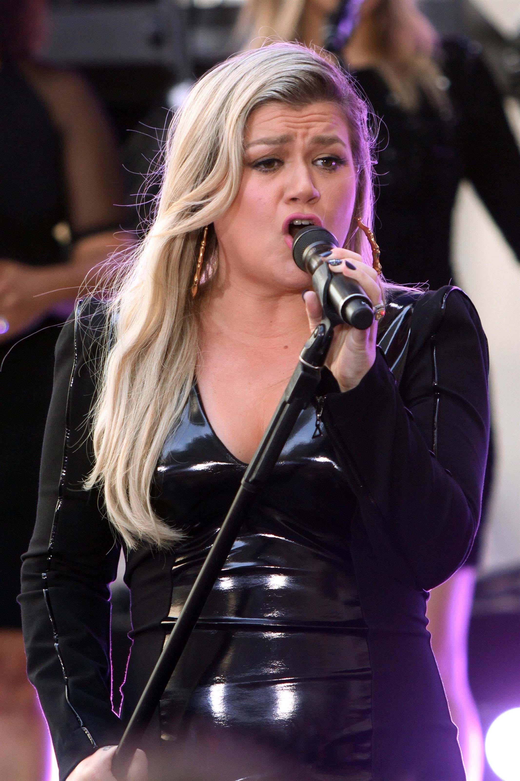 Kelly Clarkson attends NBC’s “Today” Show Concert Series