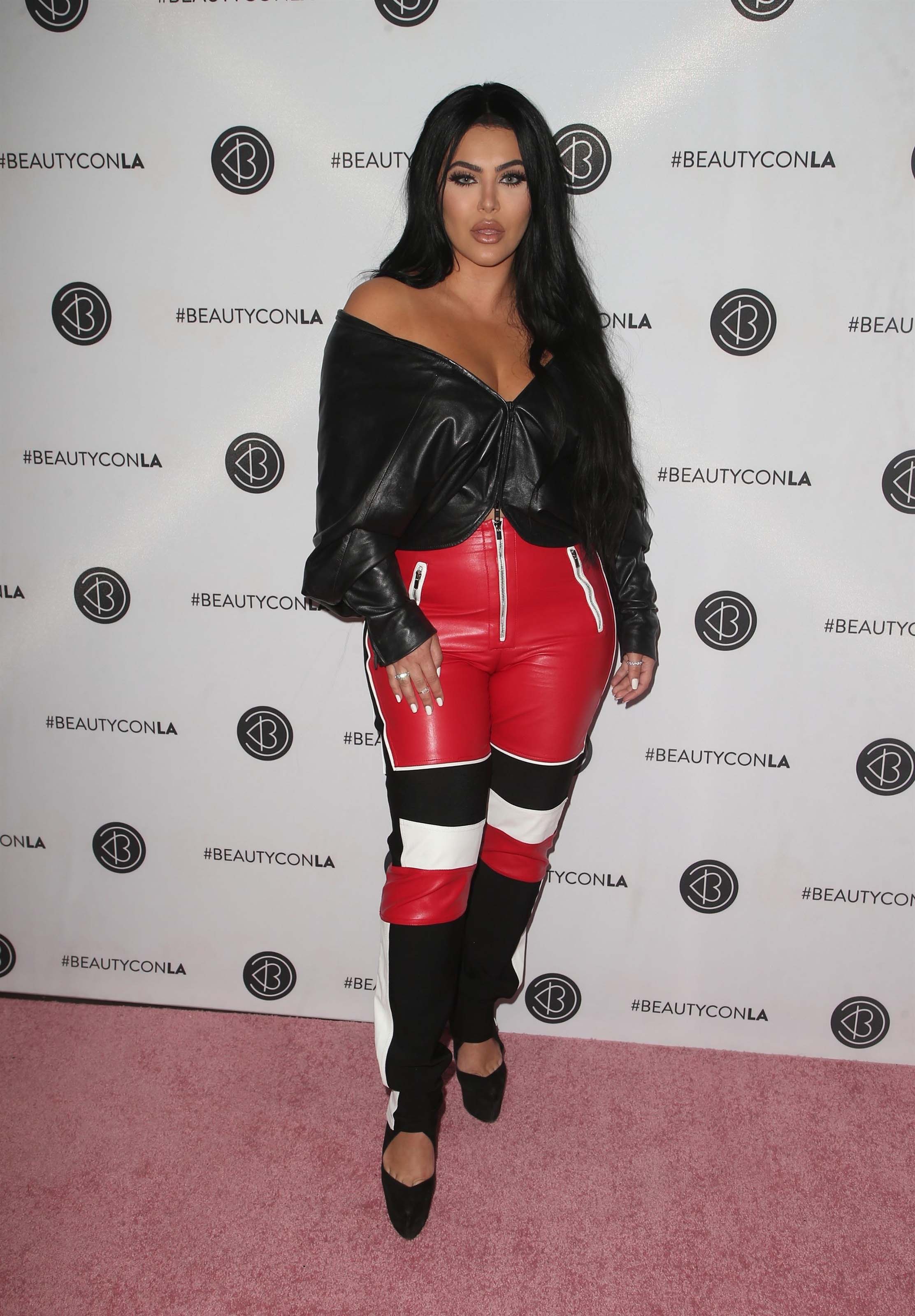 Hrush Achemyan attends Los Angeles Beautycon Festival