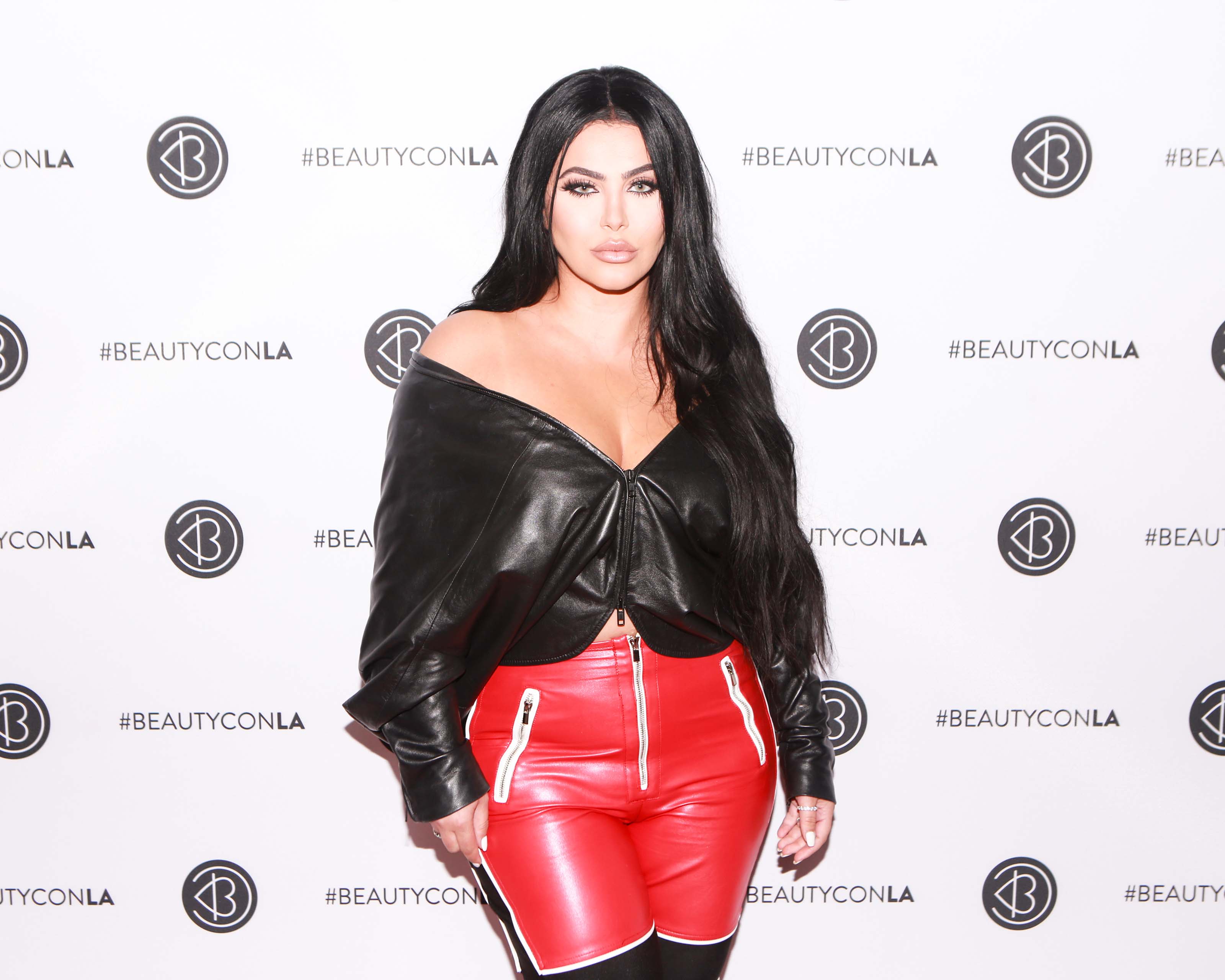 Hrush Achemyan attends Los Angeles Beautycon Festival