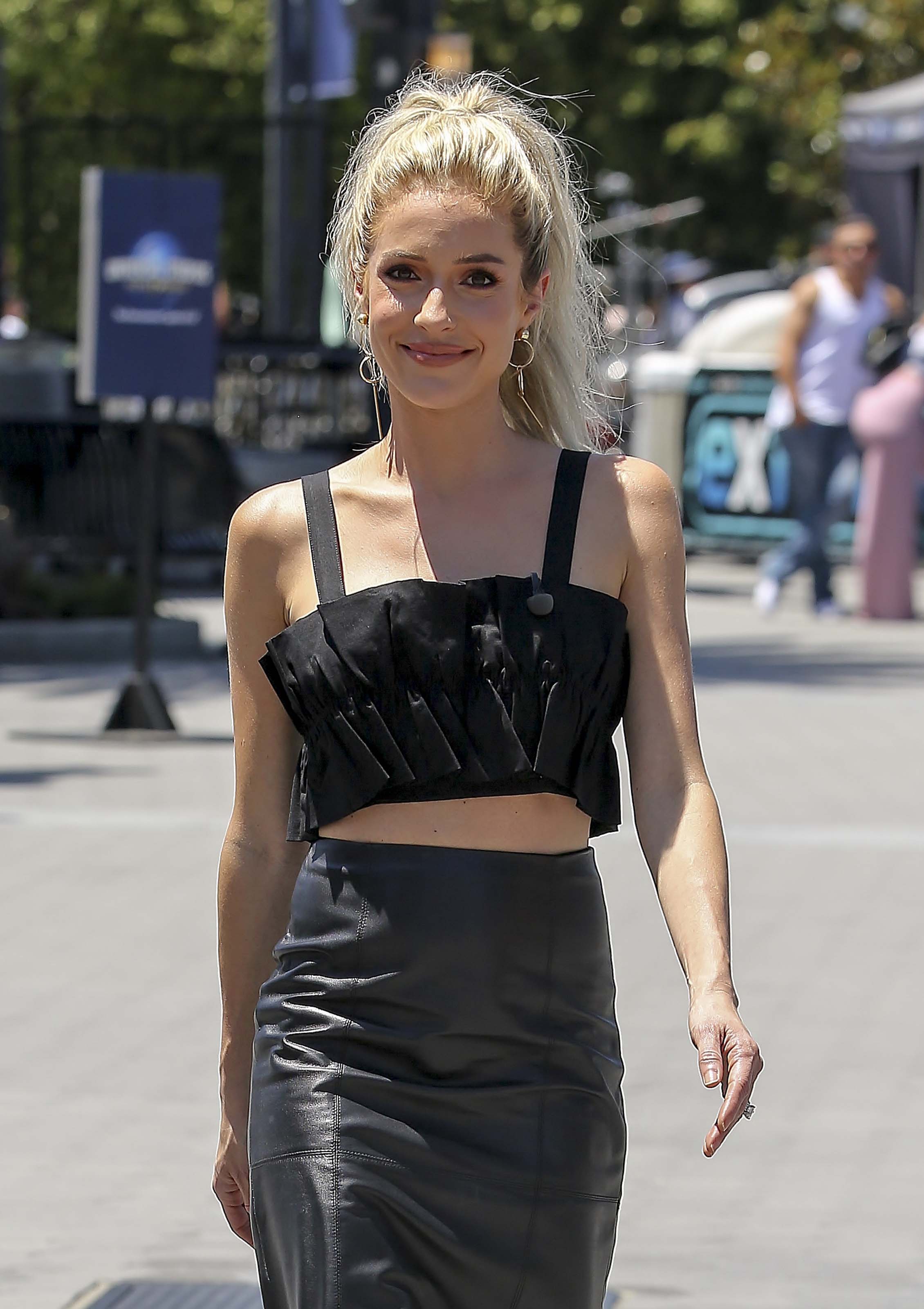 Kristin Cavallari seen on the set of EXTRA