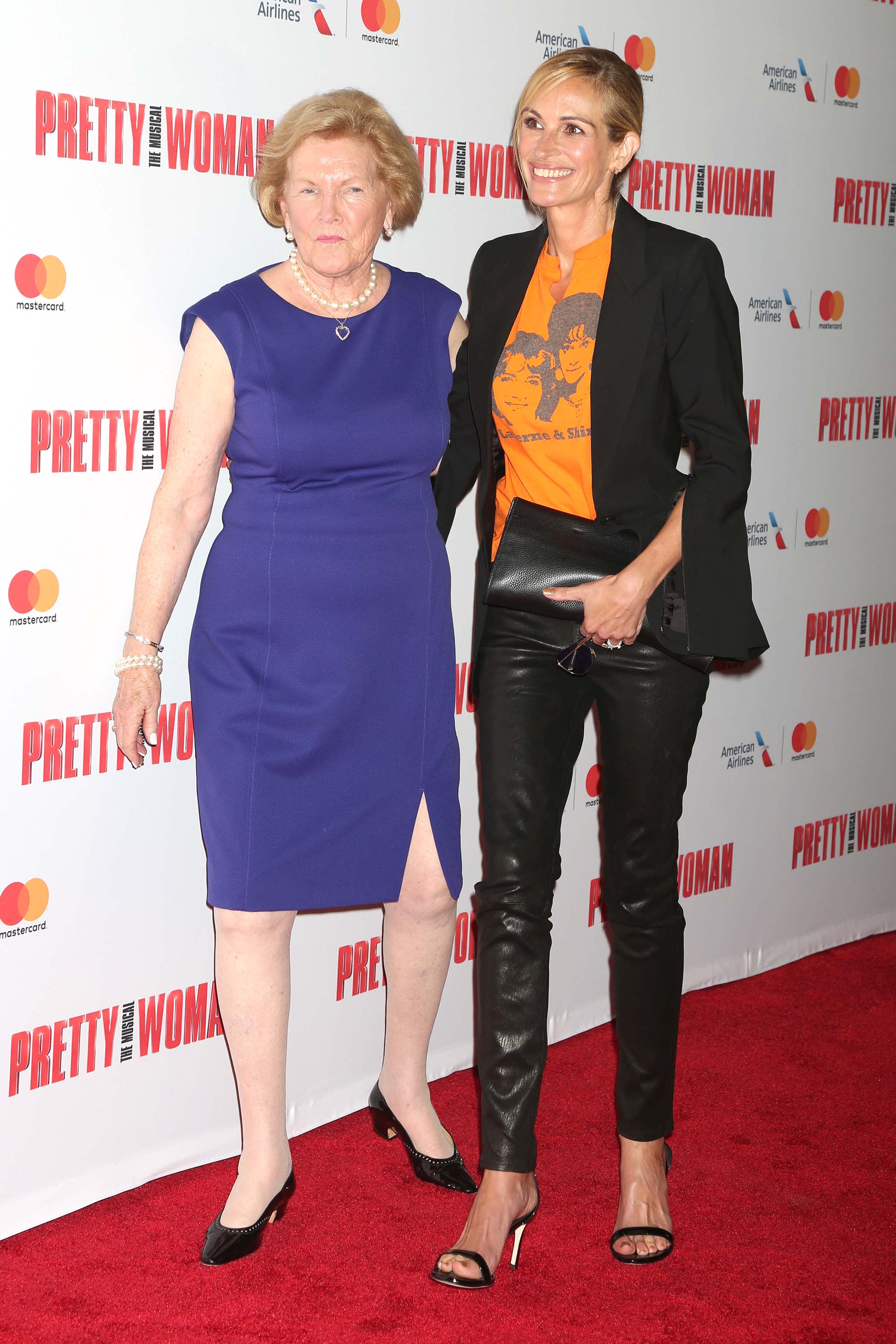 Julia Roberts attends Pretty Woman musical tribute performance