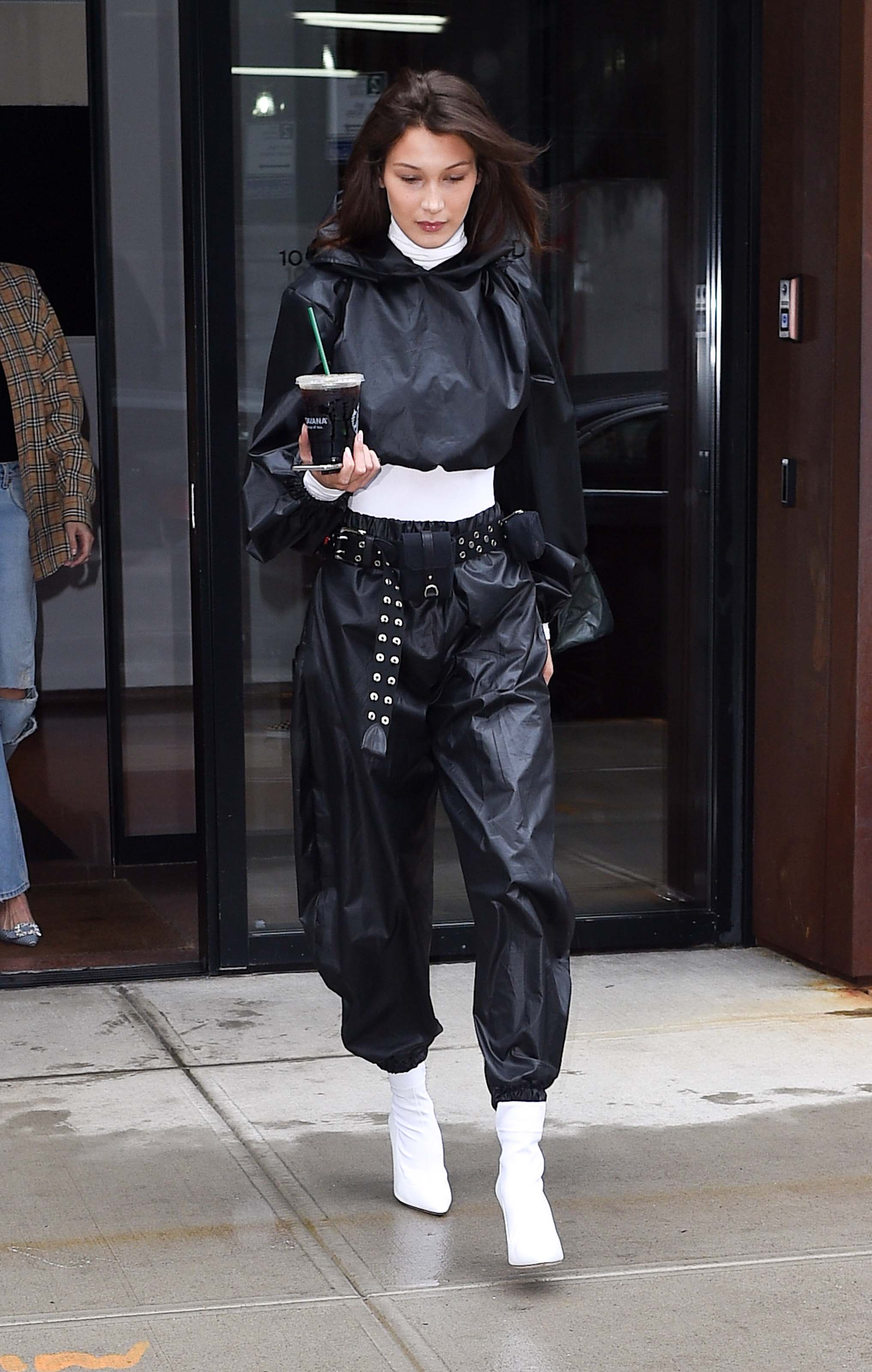 Bella Hadid seen at Gigi’s apartment