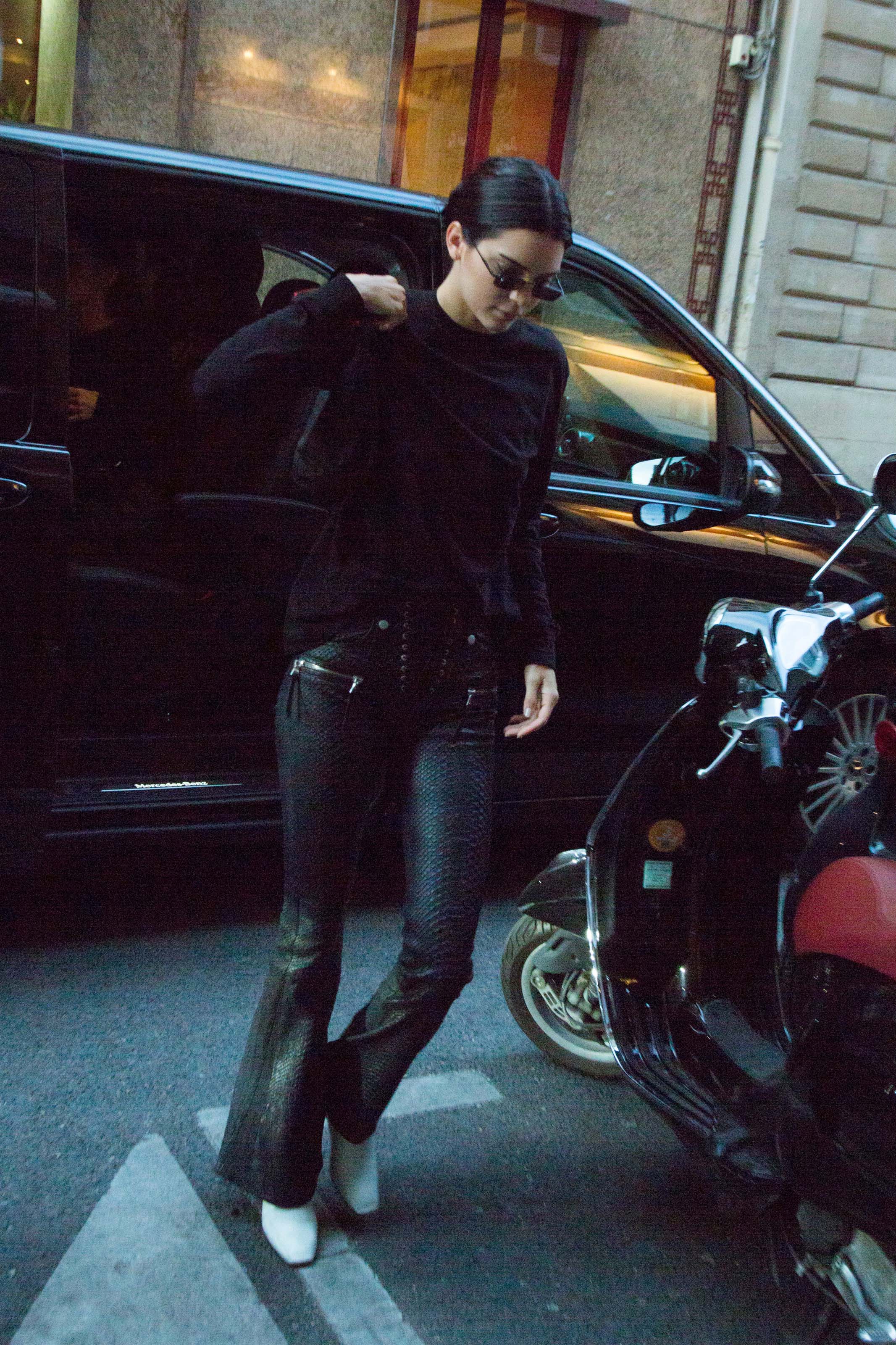 Kendall Jenner arriving at Kinugawa restaurant