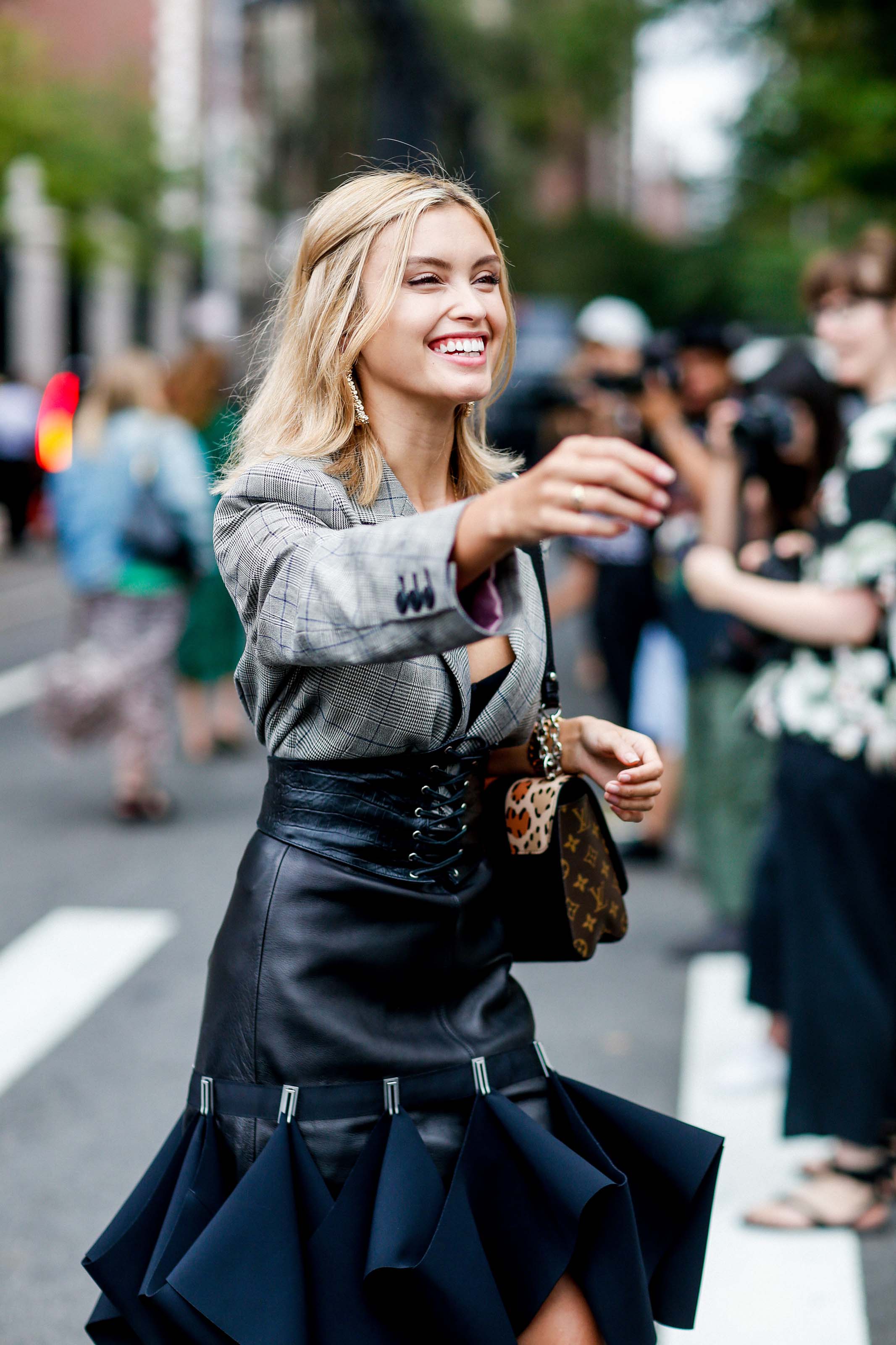 Sarah Ellen arriving at Tory Burch spring summer 2019