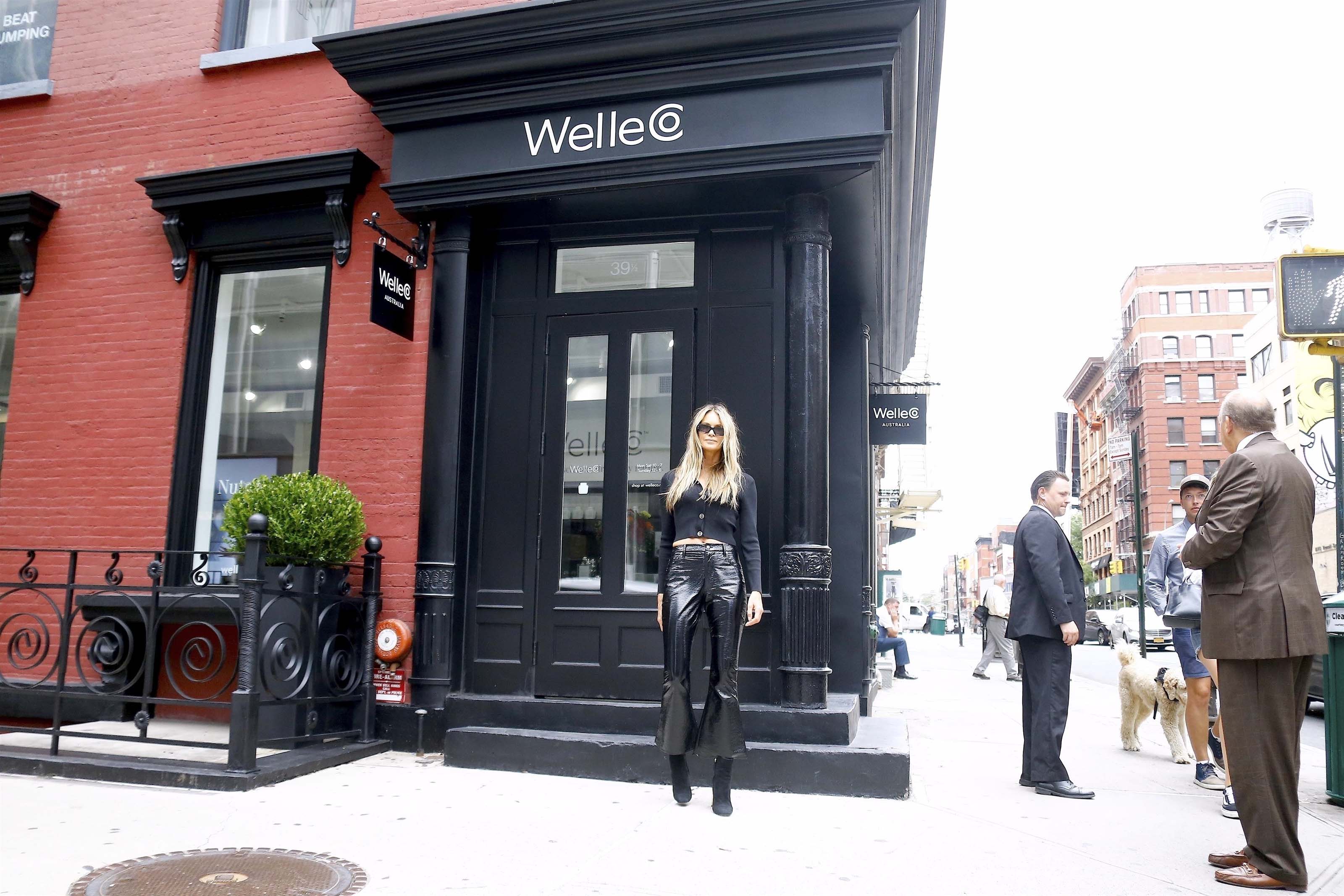 Elle Macpherson going to her store Welleco on it’s opening day