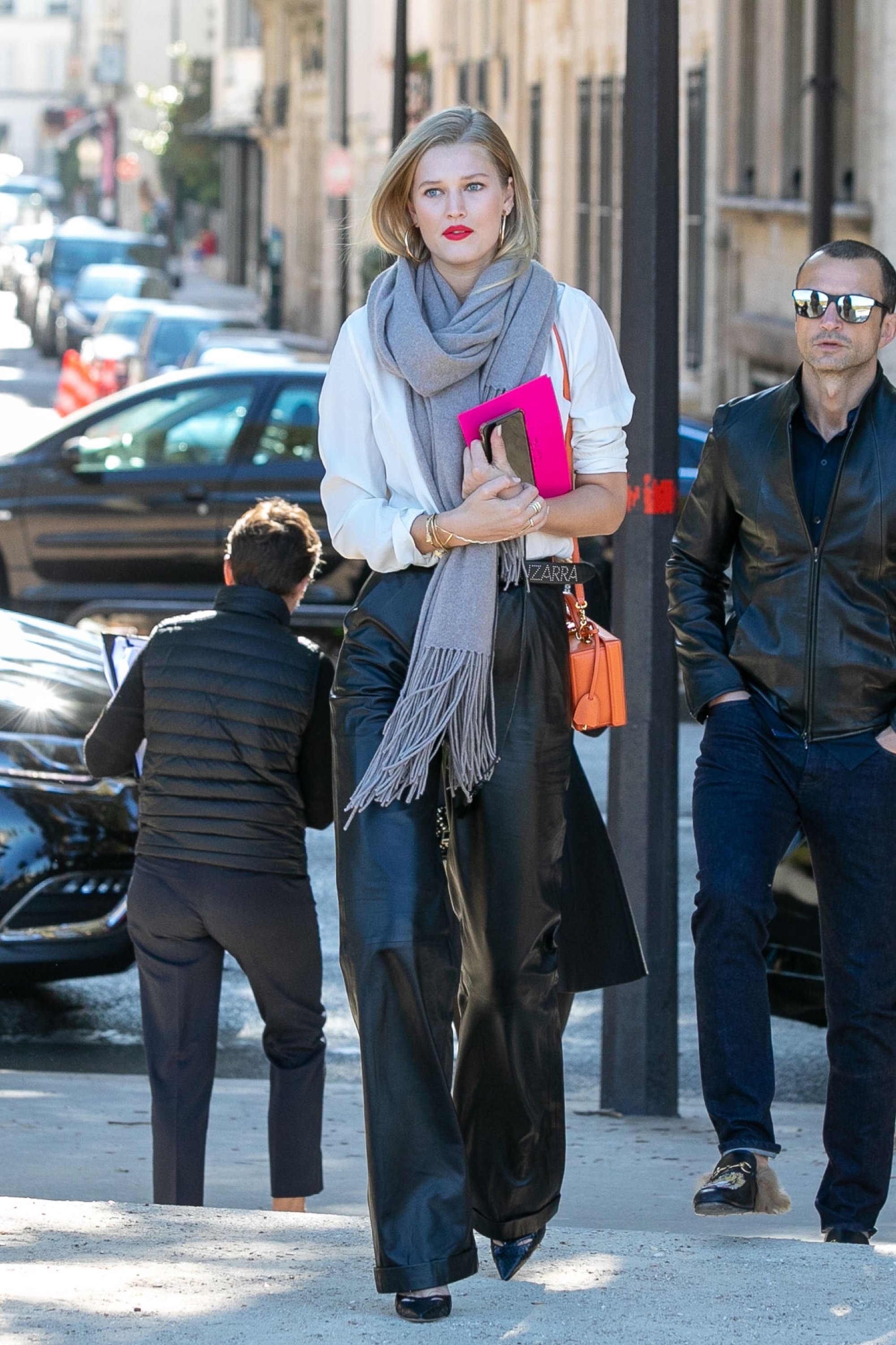 Toni Garrn is seen in Paris