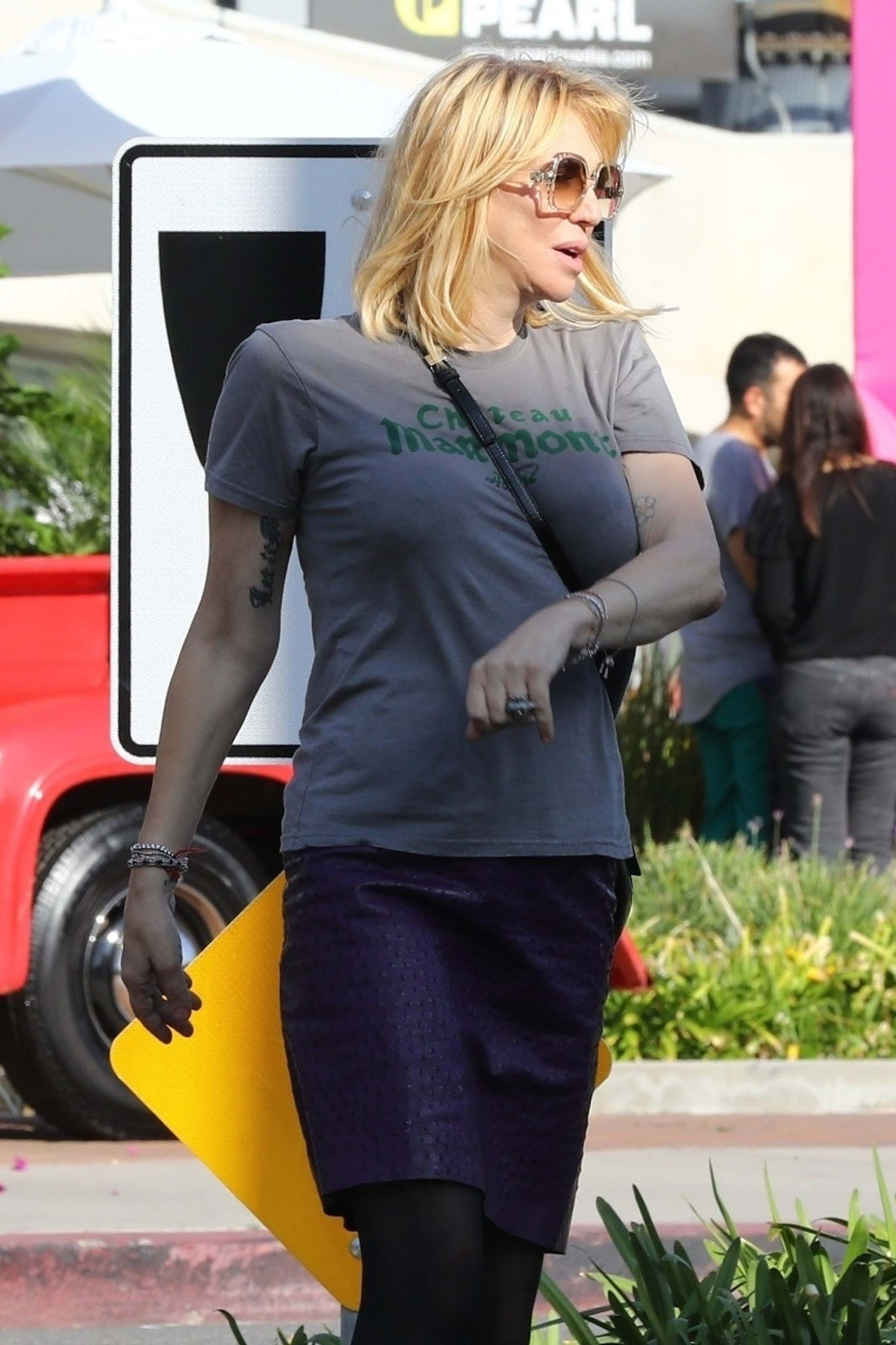 Courtney Love enjoys some retail therapy ahead of the weekend