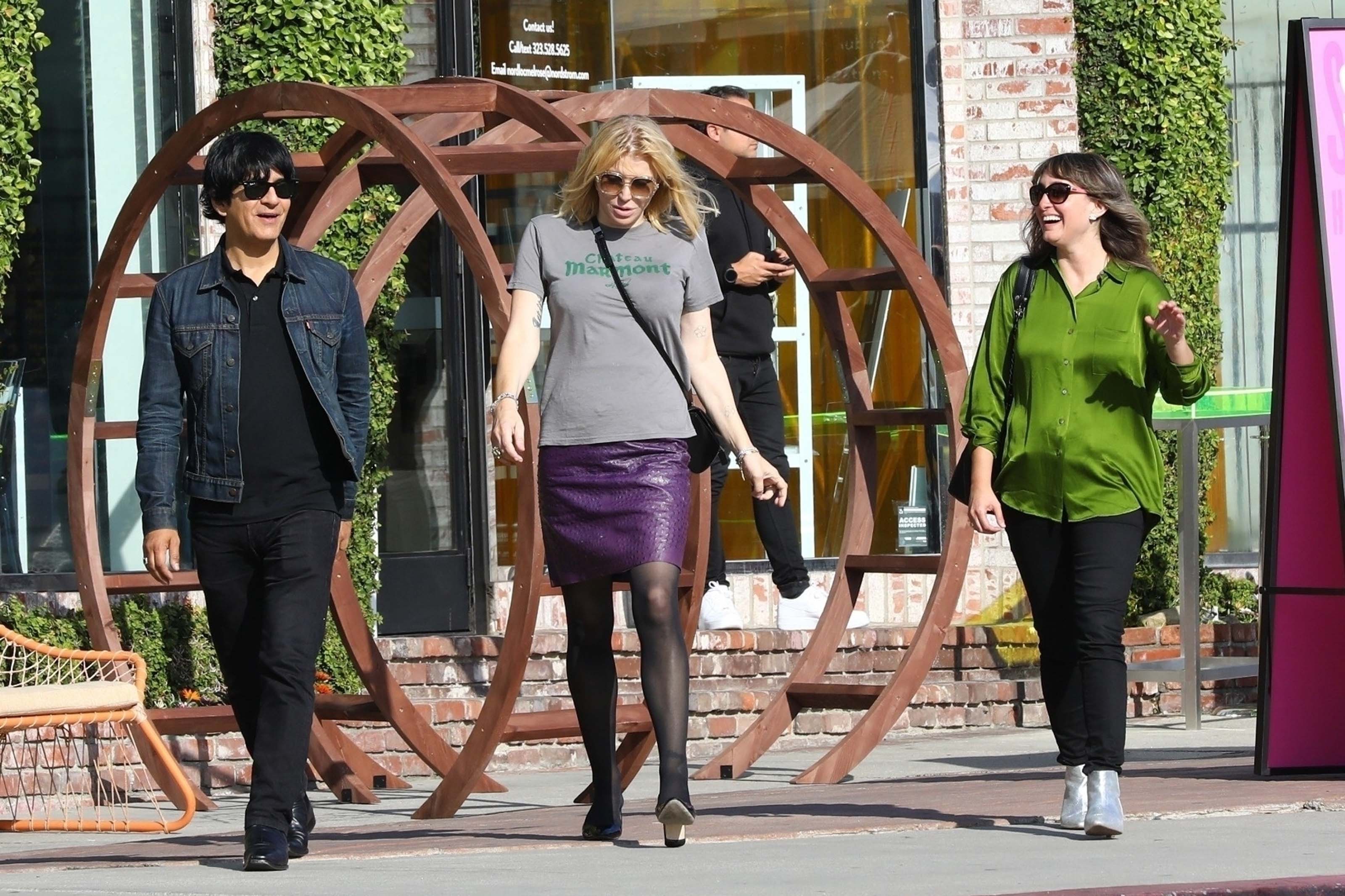 Courtney Love enjoys some retail therapy ahead of the weekend