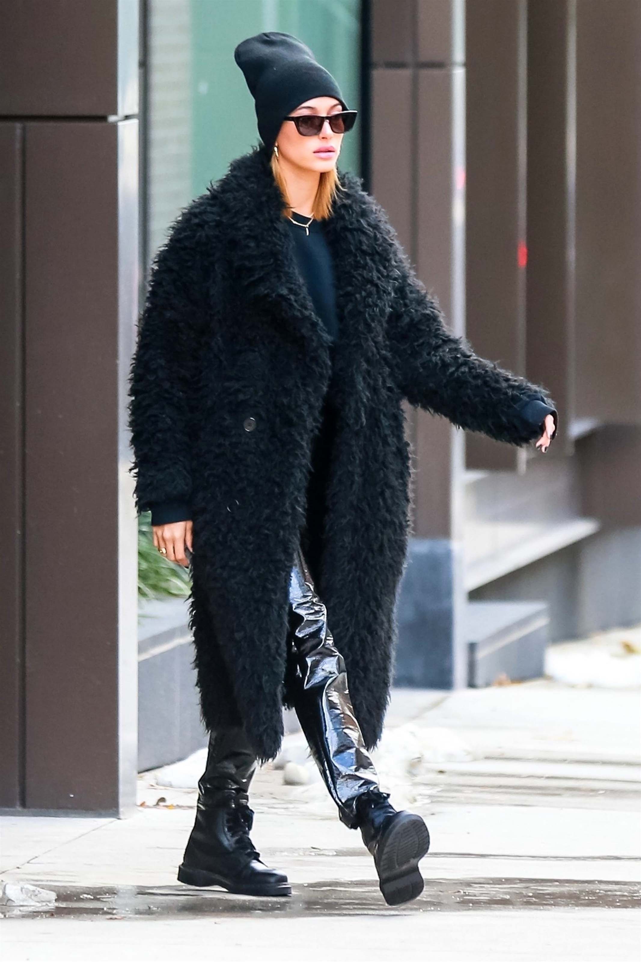 Hailey Baldwin out in NYC