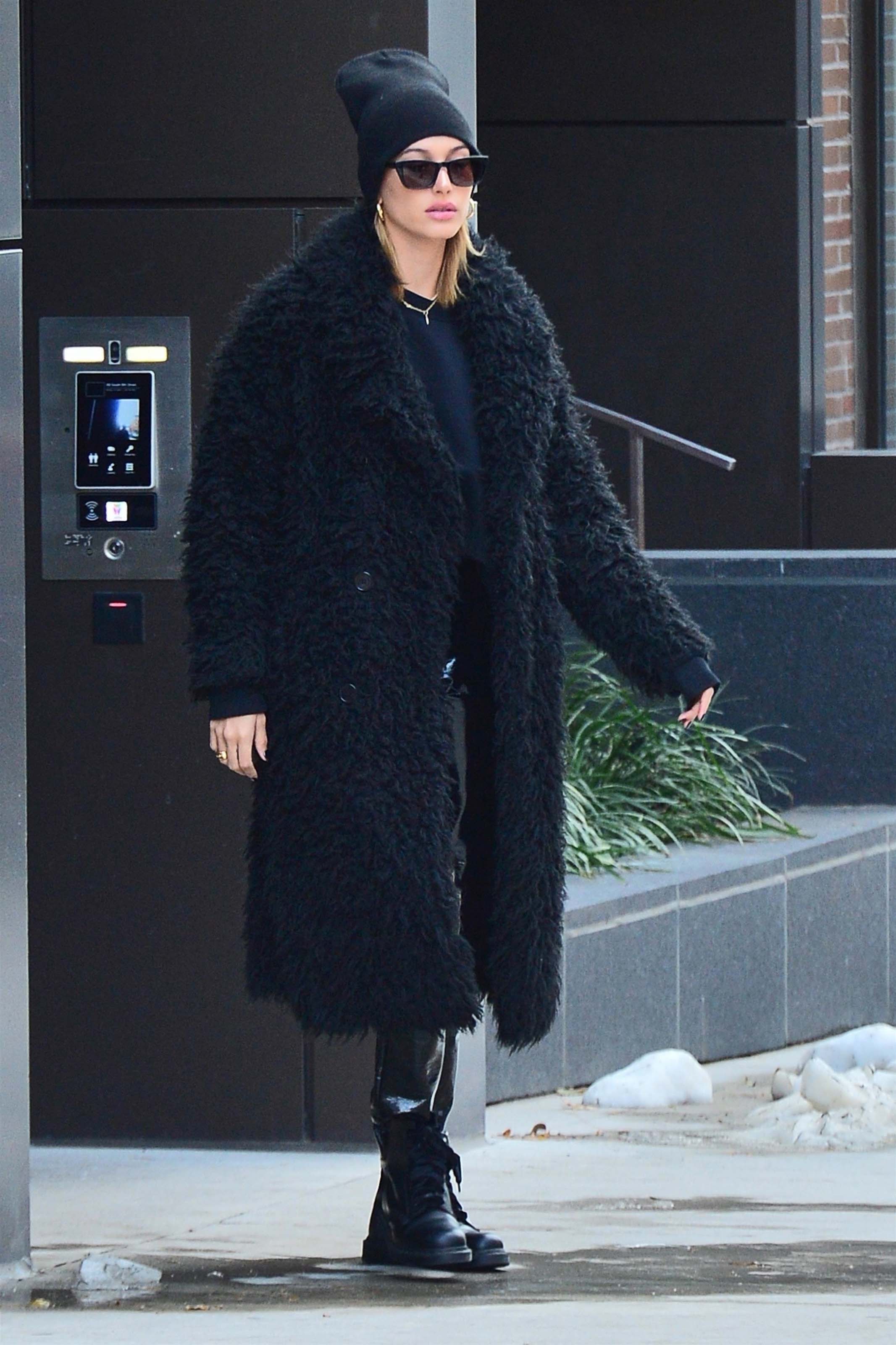 Hailey Baldwin out in NYC