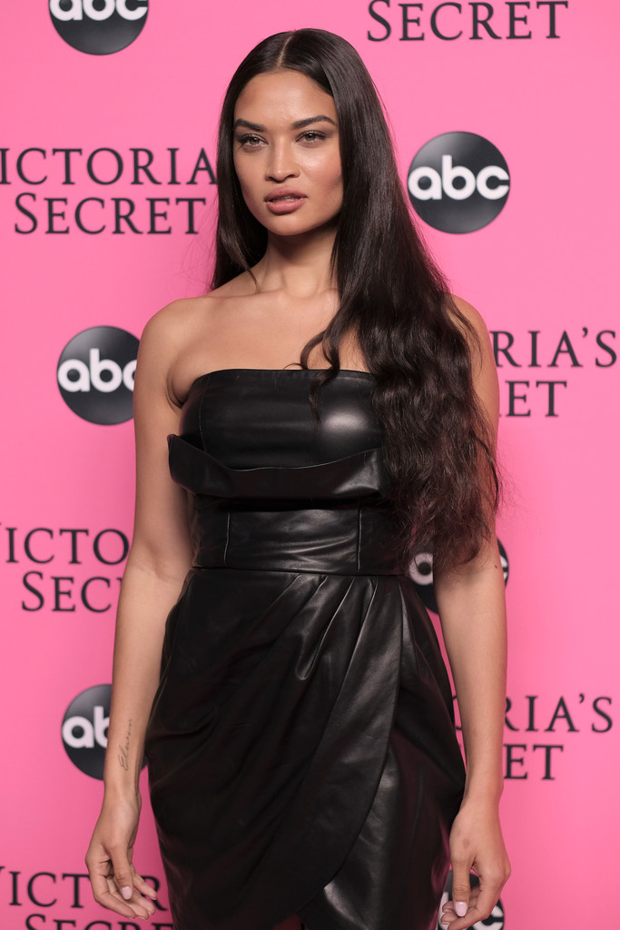 Shanina Shaik attends 2018 Victoria’s Secret Viewing Party