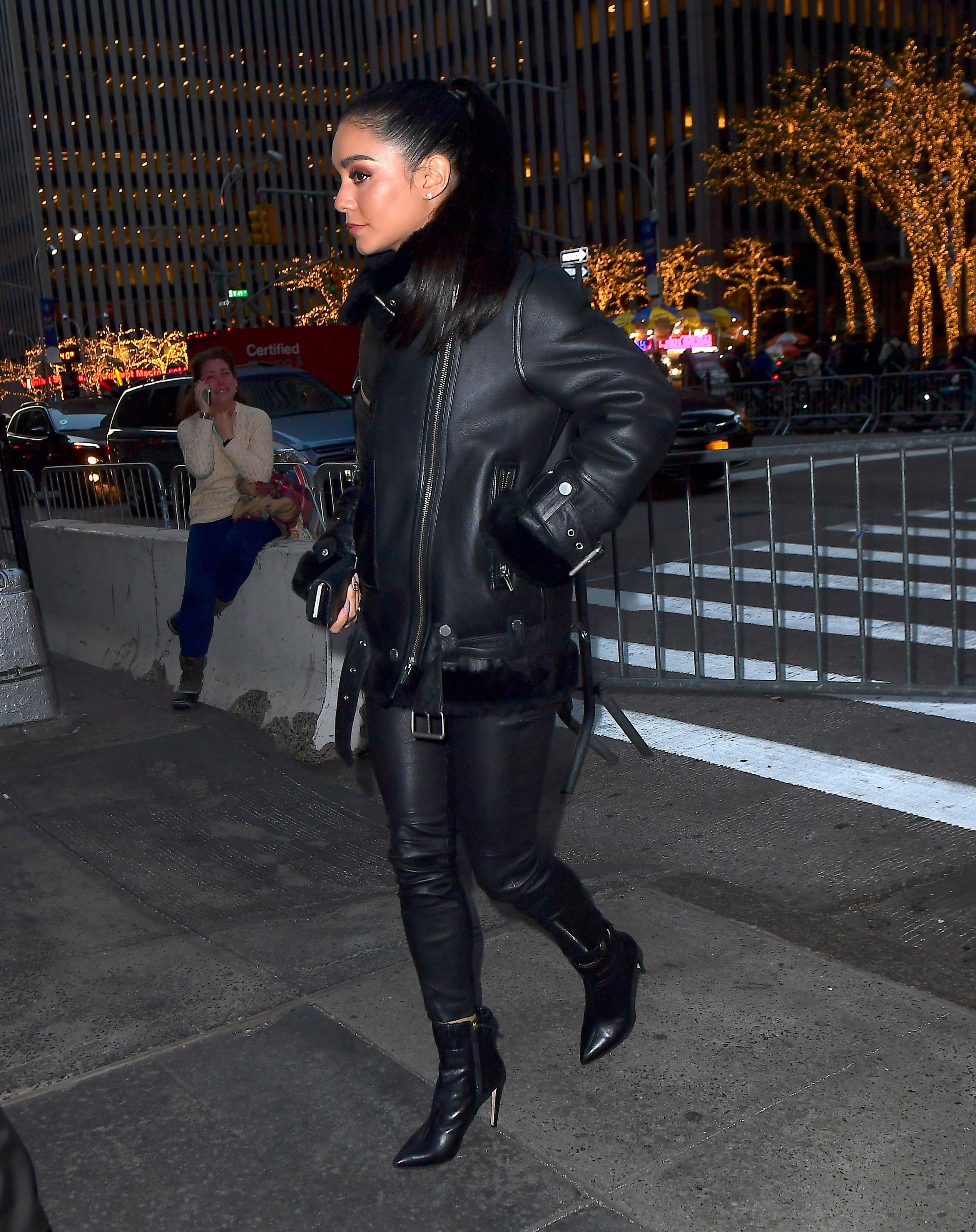 Vanessa Hudgens heading to the Tonight Show