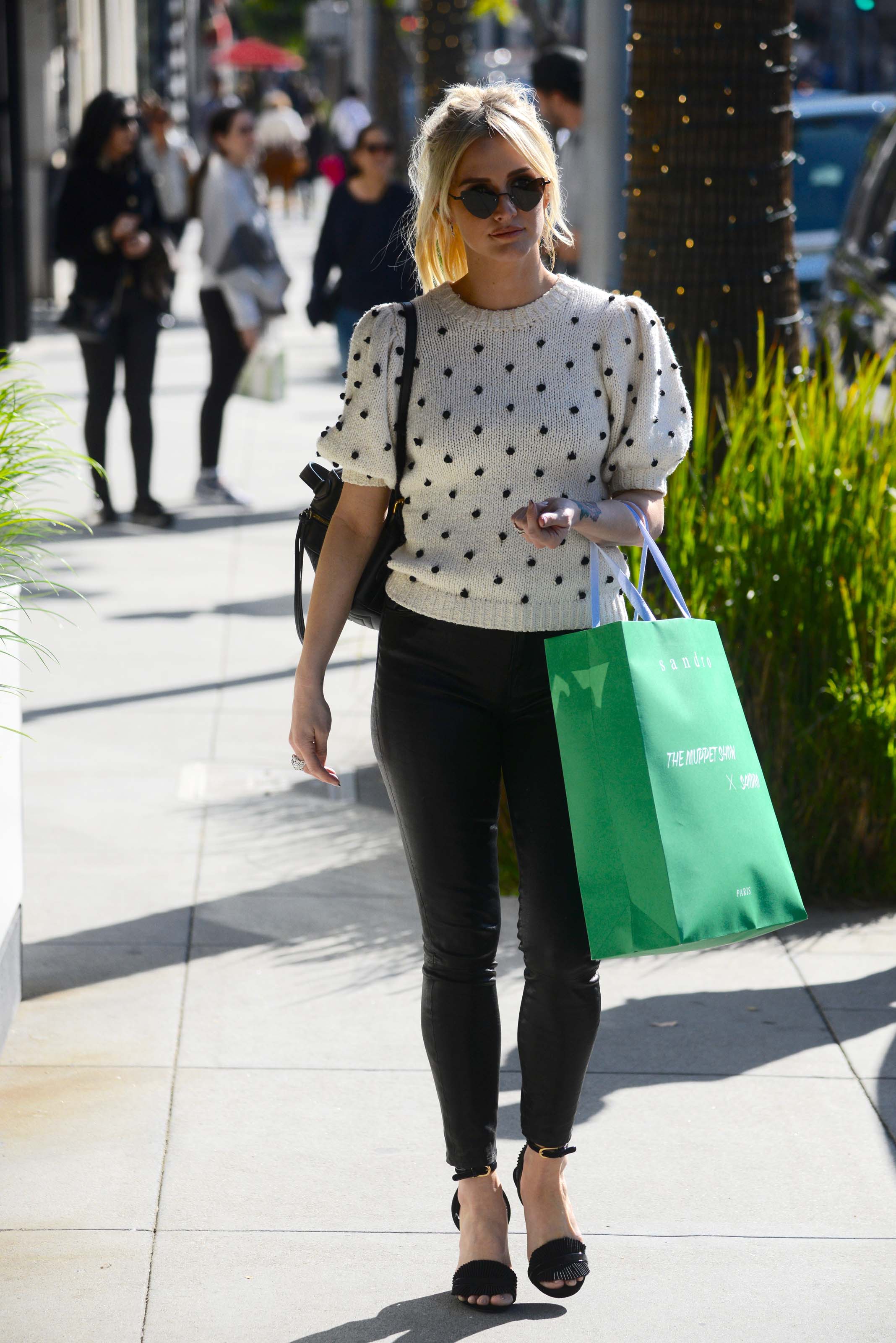 Ashlee Simpson at Djula in Beverly Hills