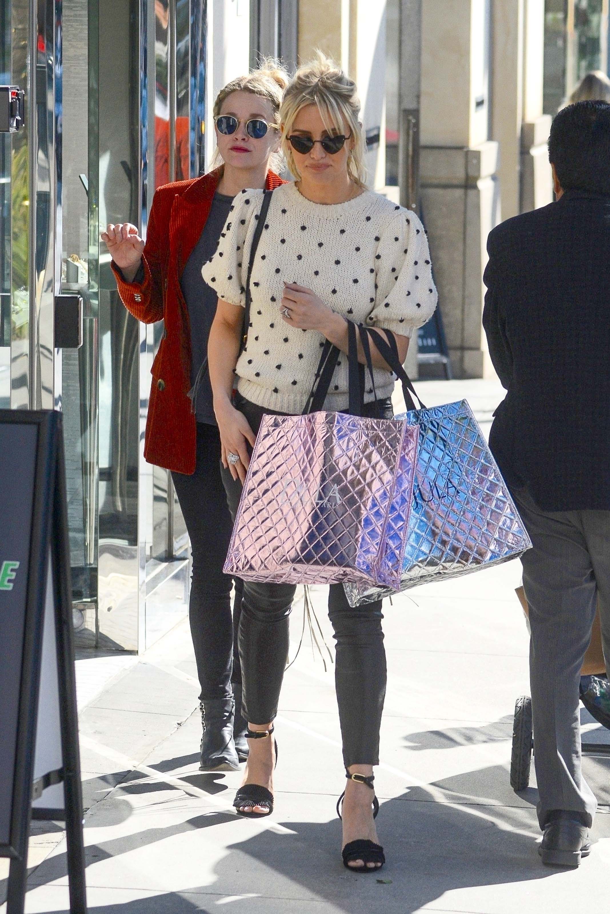 Ashlee Simpson at Djula in Beverly Hills