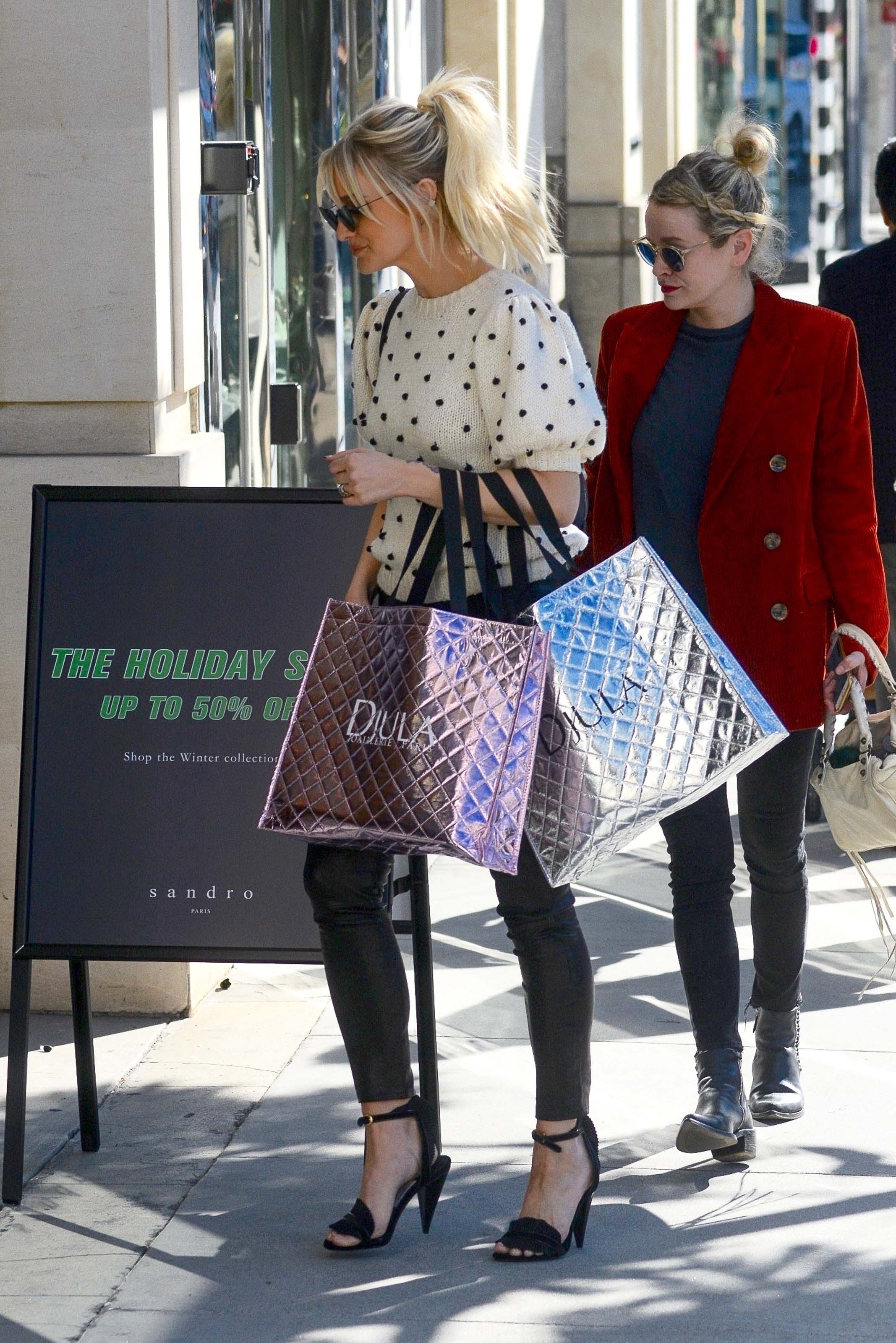 Ashlee Simpson at Djula in Beverly Hills