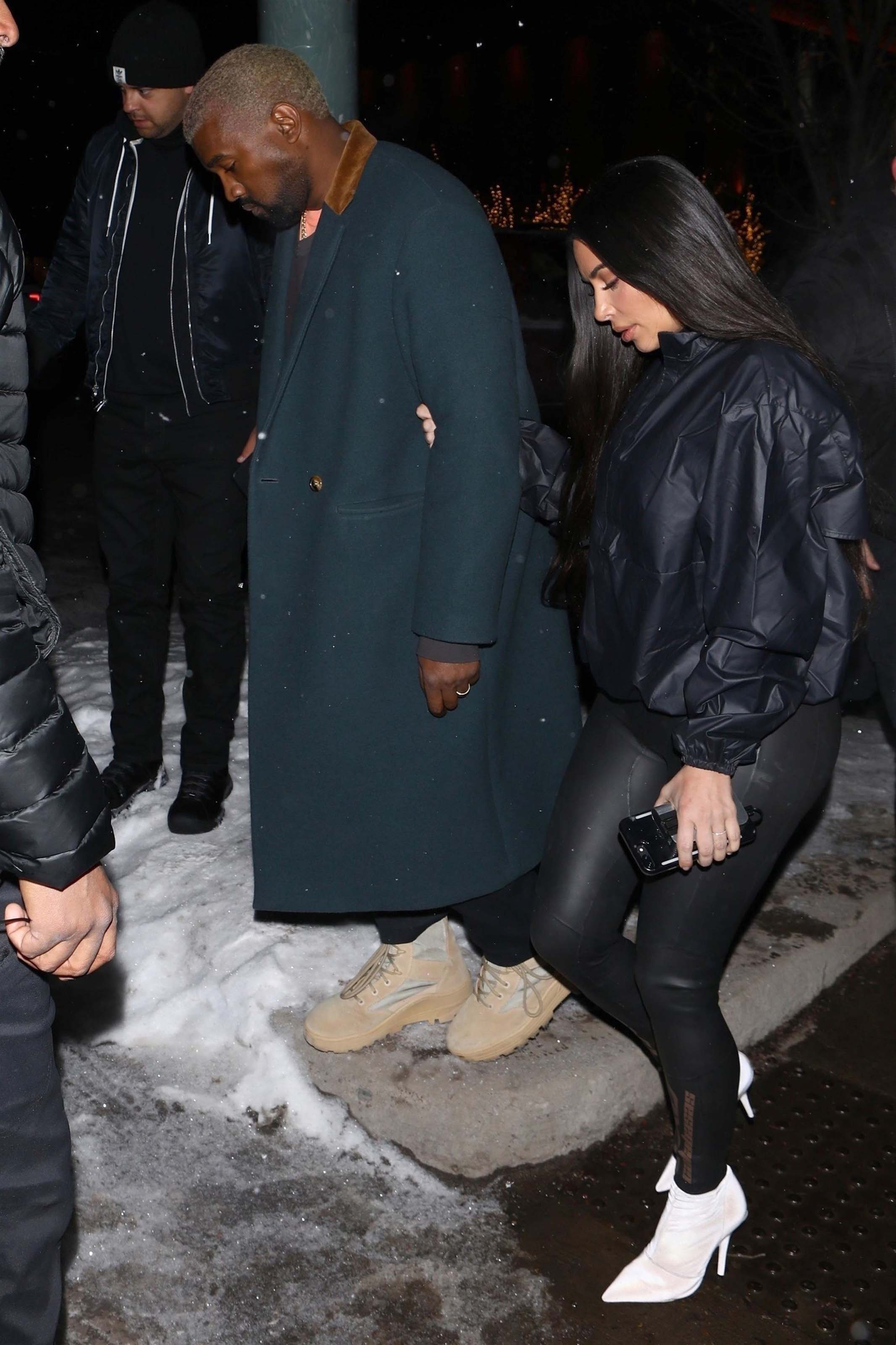 Kim & Kourtney Kardashian and Sofia Richie at Matsuhisa restaurant