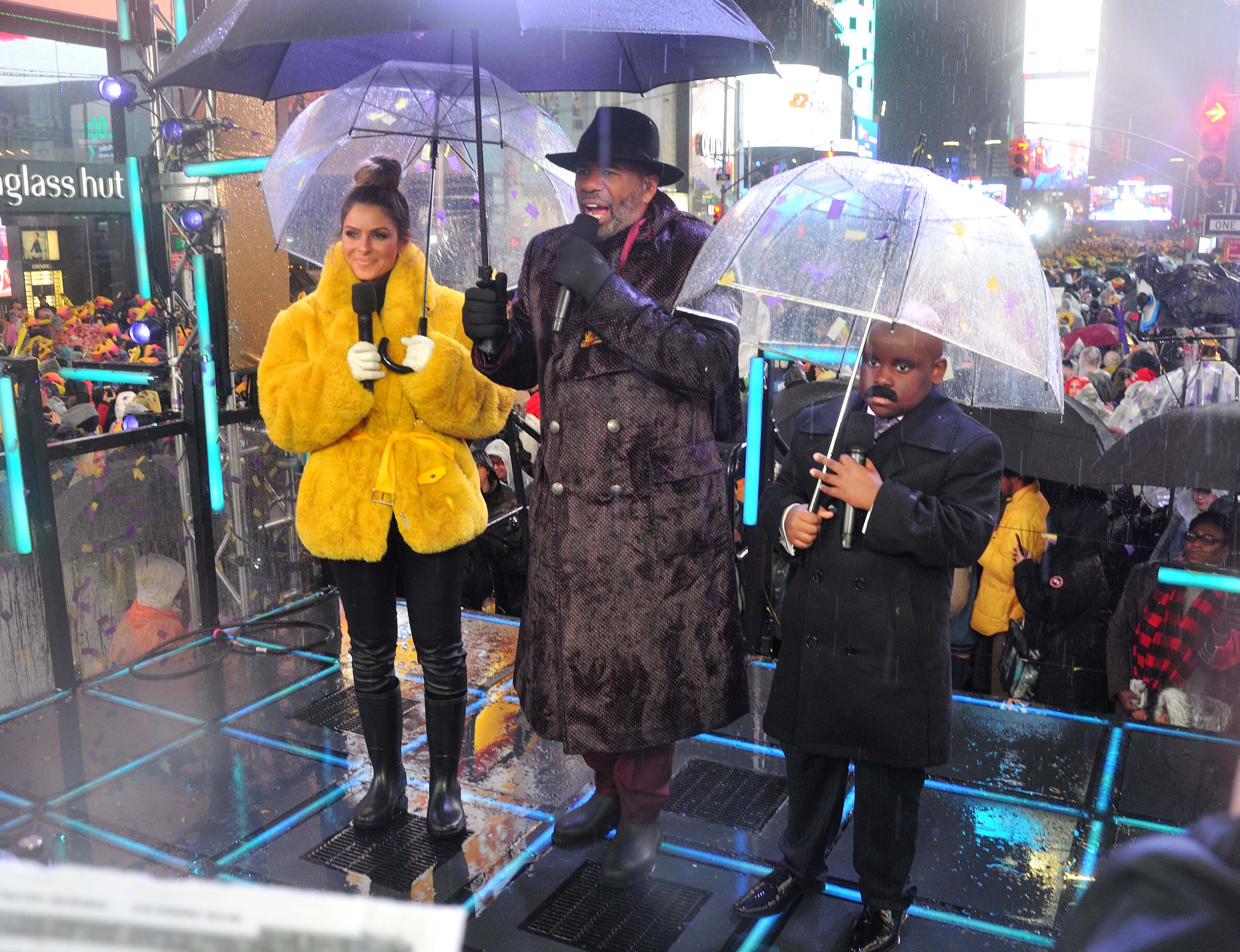 Maria Menounos at FOXs New Years Eve with Steve Harvey