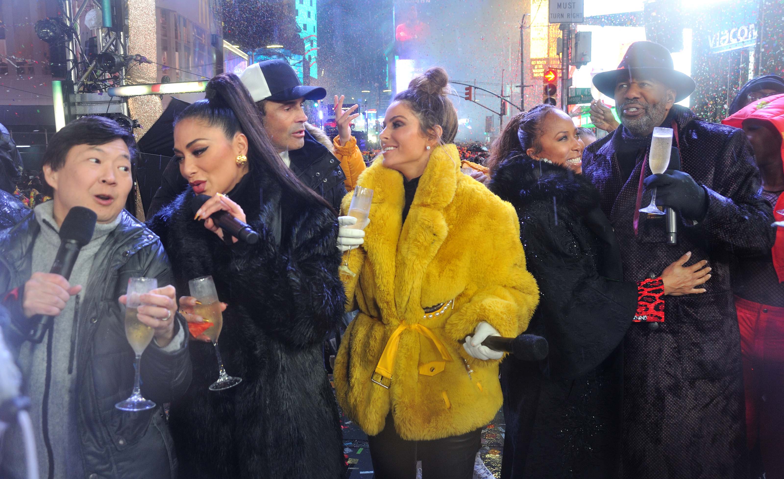 Maria Menounos at FOXs New Years Eve with Steve Harvey